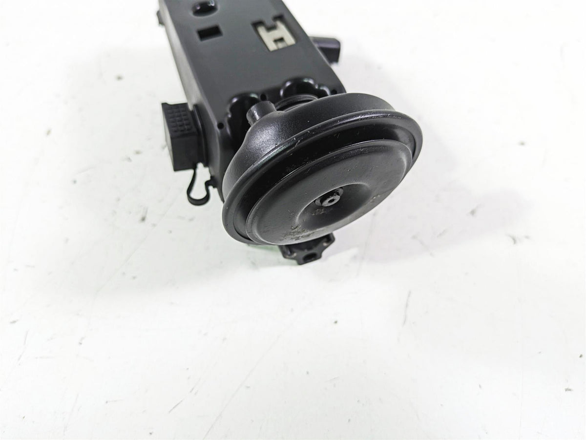 2021 Harley Softail FLSL Slim Horn & The Wiring Box 69201654 69000095 {{ shop.shopifyCountryName }} - Mototech271