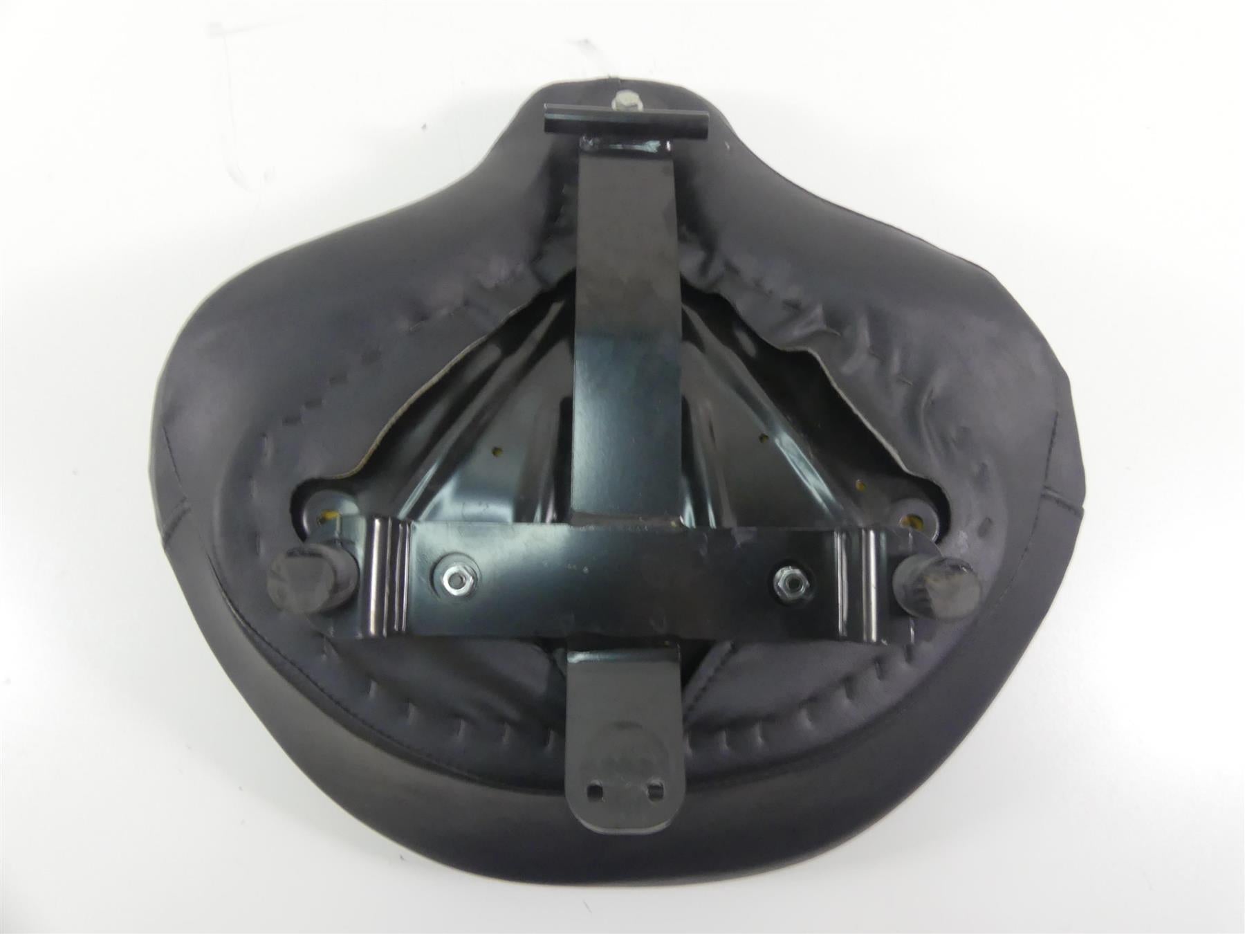 2016 Harley Touring FLHTP Electra Glide Solo Seat Saddle & Mount 52000033 {{ shop.shopifyCountryName }} - Mototech271