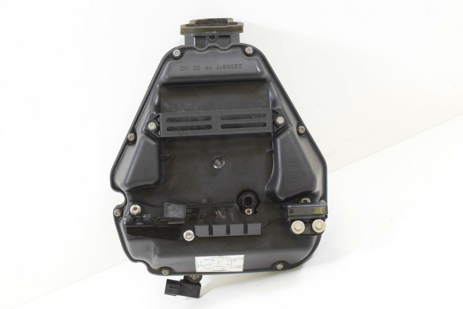 2012 Triumph Street Triple 675 R Air Cleaner Breather Filter Box T2200492 {{ shop.shopifyCountryName }} - Mototech271
