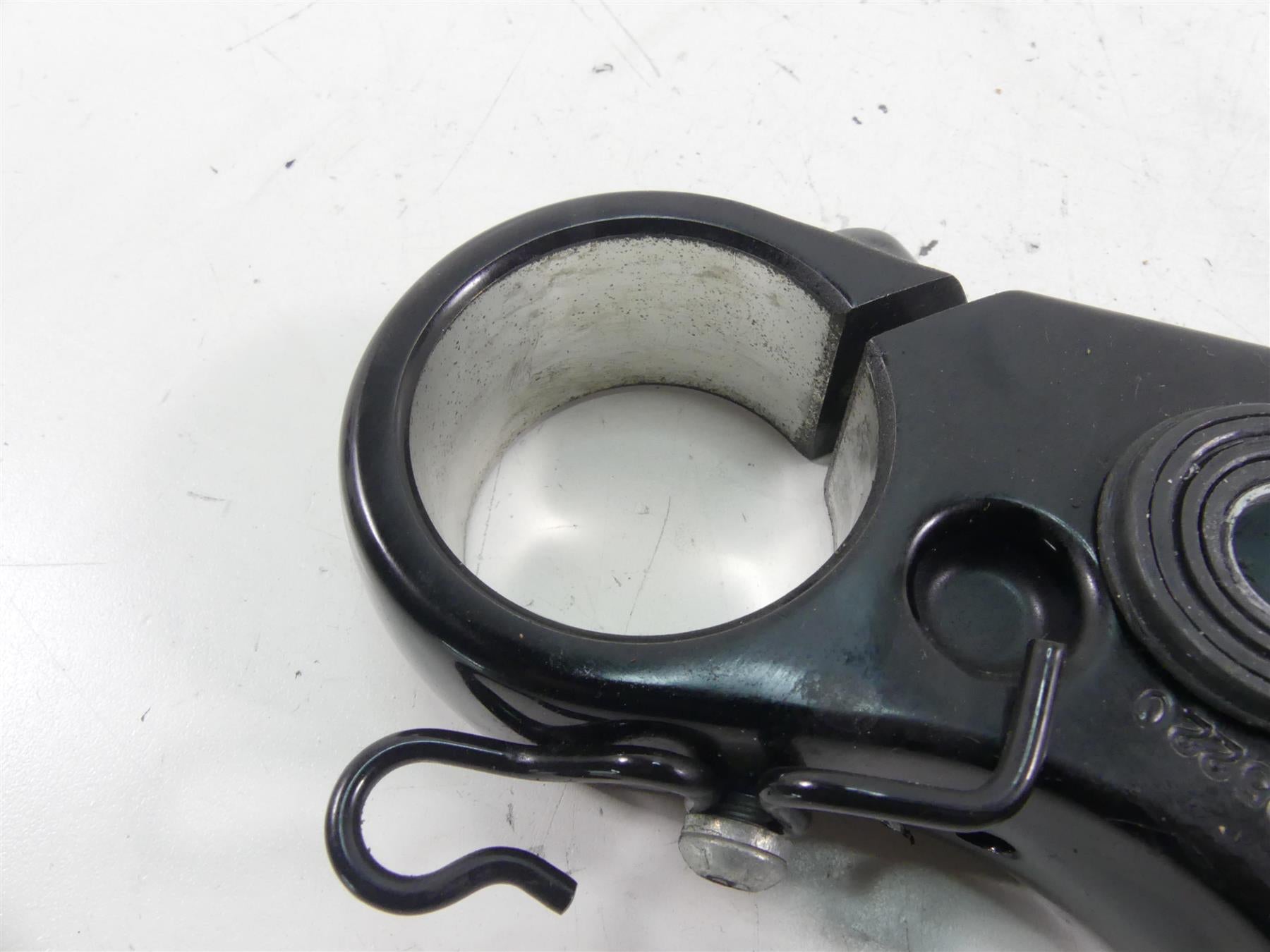 2021 Harley Softail FXBBS Street Bob Upper Triple Tree Clamp 49mm 45900174 {{ shop.shopifyCountryName }} - Mototech271