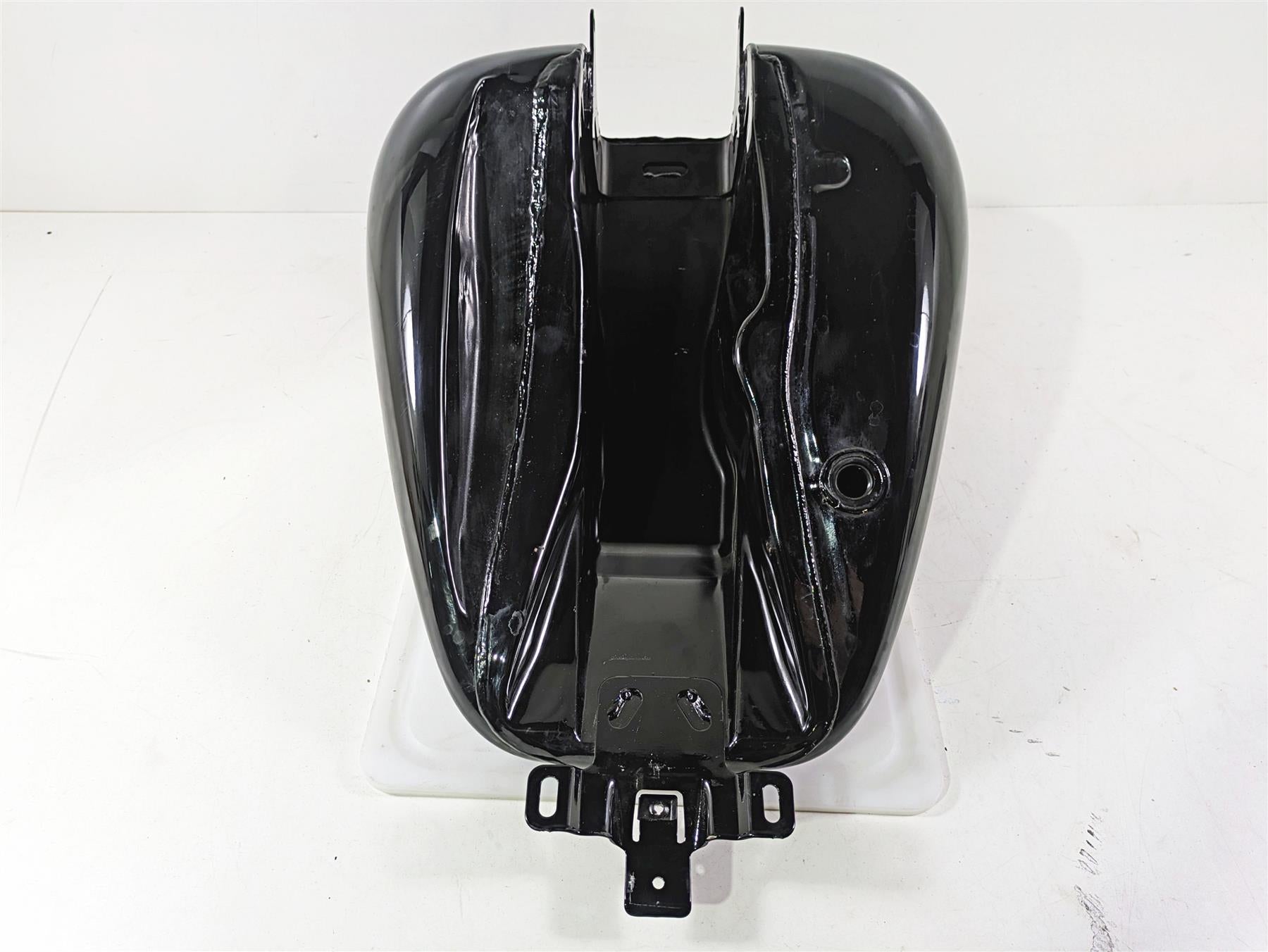 2020 Harley Touring FLHT Electra Glide Fuel Gas Petrol Tank - Read 61356-08 {{ shop.shopifyCountryName }} - Mototech271