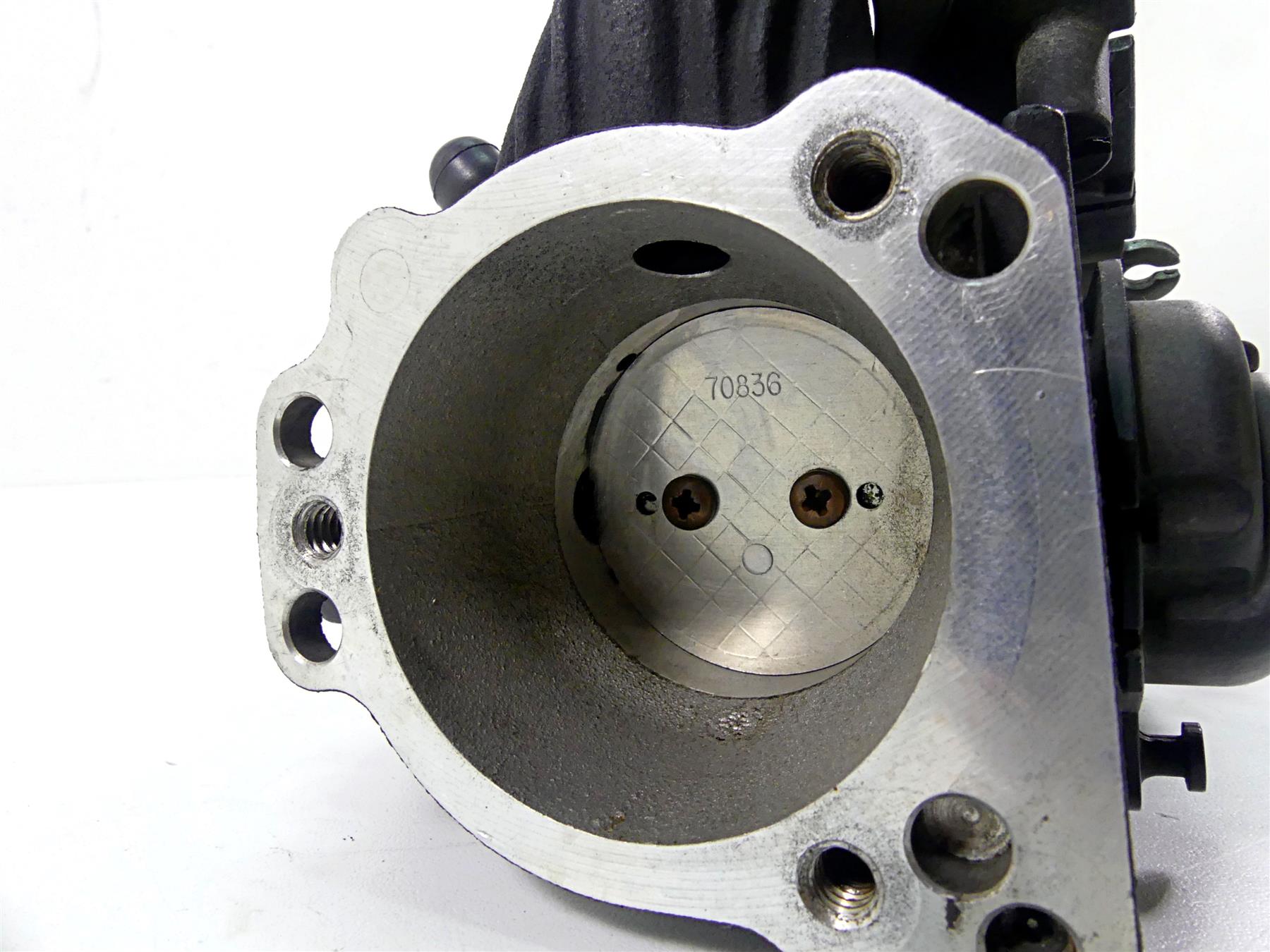 2014 Harley Dyna FXDB Street Bob Throttle Body Fuel Injection 27708-10A {{ shop.shopifyCountryName }} - Mototech271