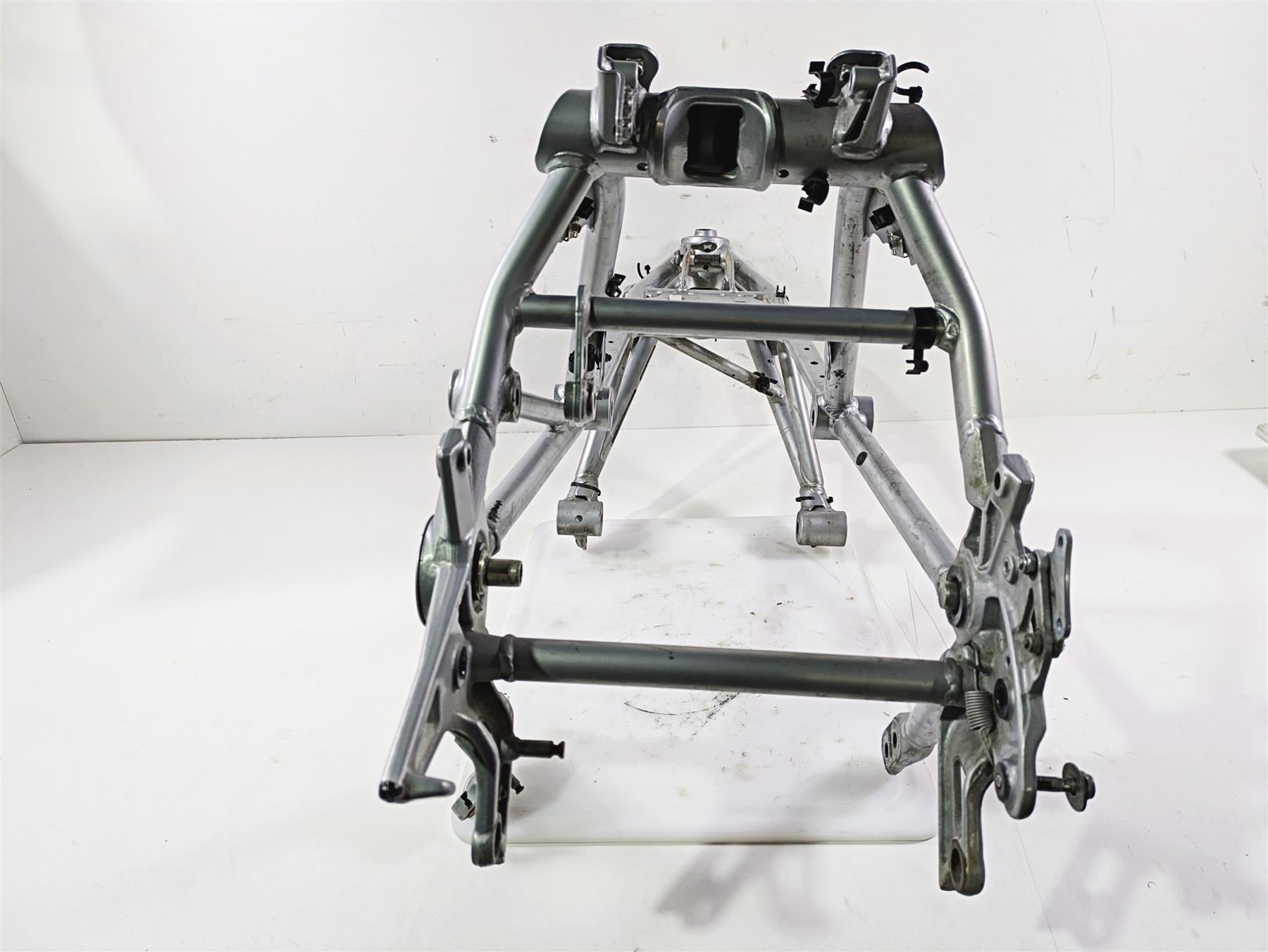 2019 BMW R1250RT K52 Straight Frame Chassis With Salvage Florida Title 46518101229 {{ shop.shopifyCountryName }} - Mototech271
