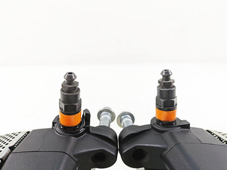 2020 Harley Touring FLHX Street Glide Front Brake Caliper Set 43027-08 44023-08 {{ shop.shopifyCountryName }} - Mototech271