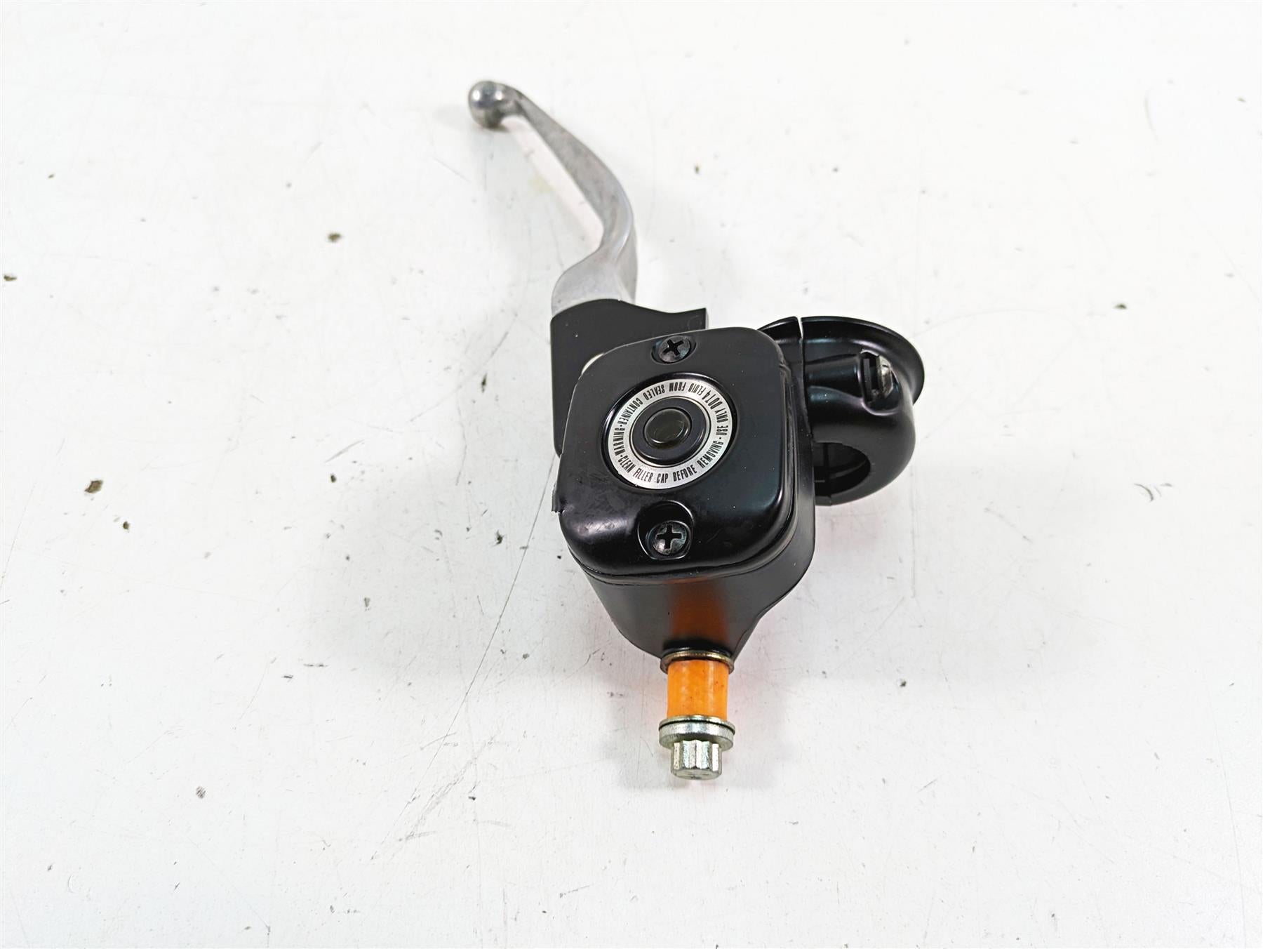 2009 Harley FXCWC Softail Rocker C Front 9/16" Brake Master Cylinder 45019-08C {{ shop.shopifyCountryName }} - Mototech271