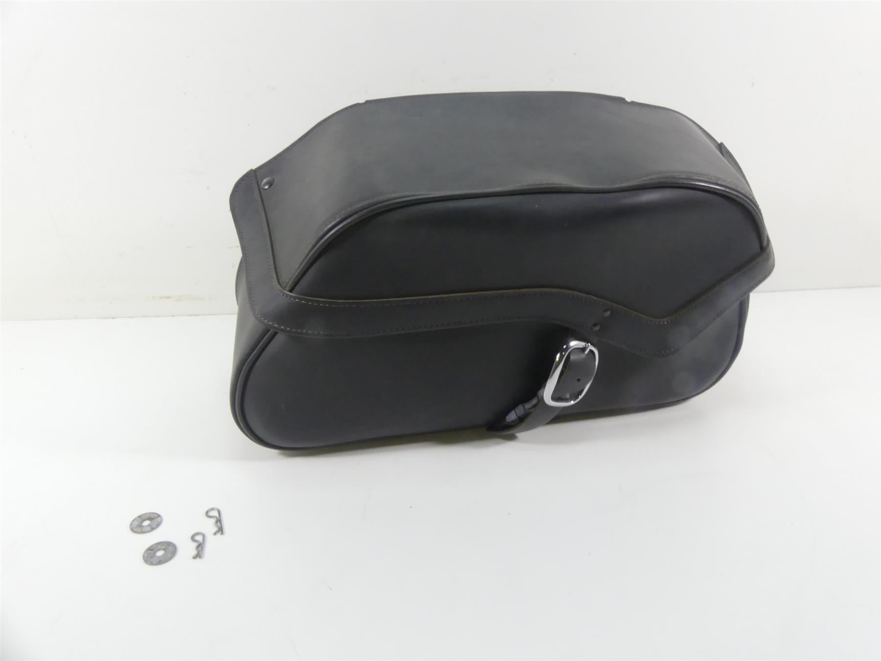 2007 Honda VTX1800 T1 Right Saddlebag Saddle Bag 08L56-MCV-100E 08L56-MCV-10041 | Mototech271