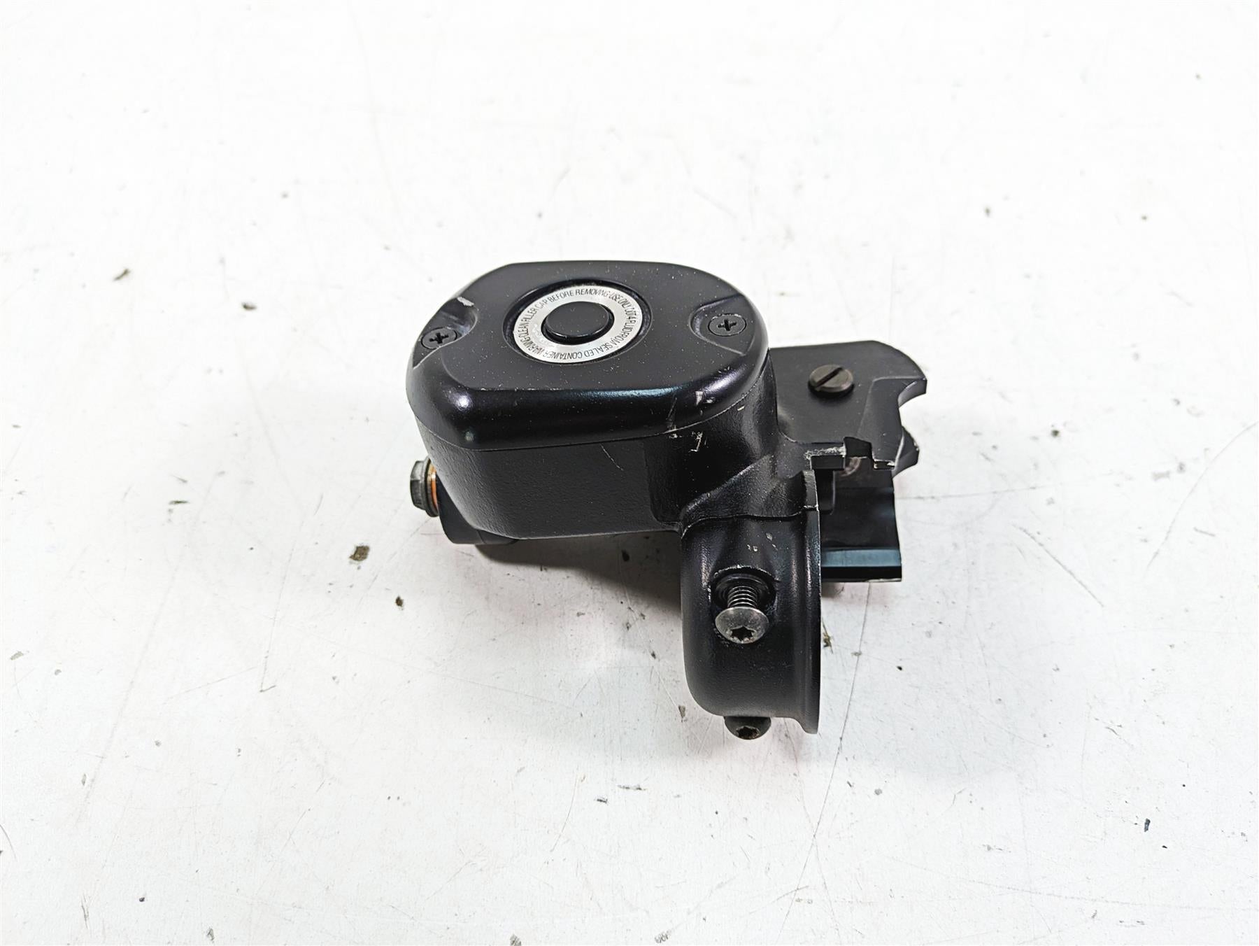 2019 Harley XL883N Sportster Iron Front 1/2" Brake Master Cylinder 41700099 {{ shop.shopifyCountryName }} - Mototech271