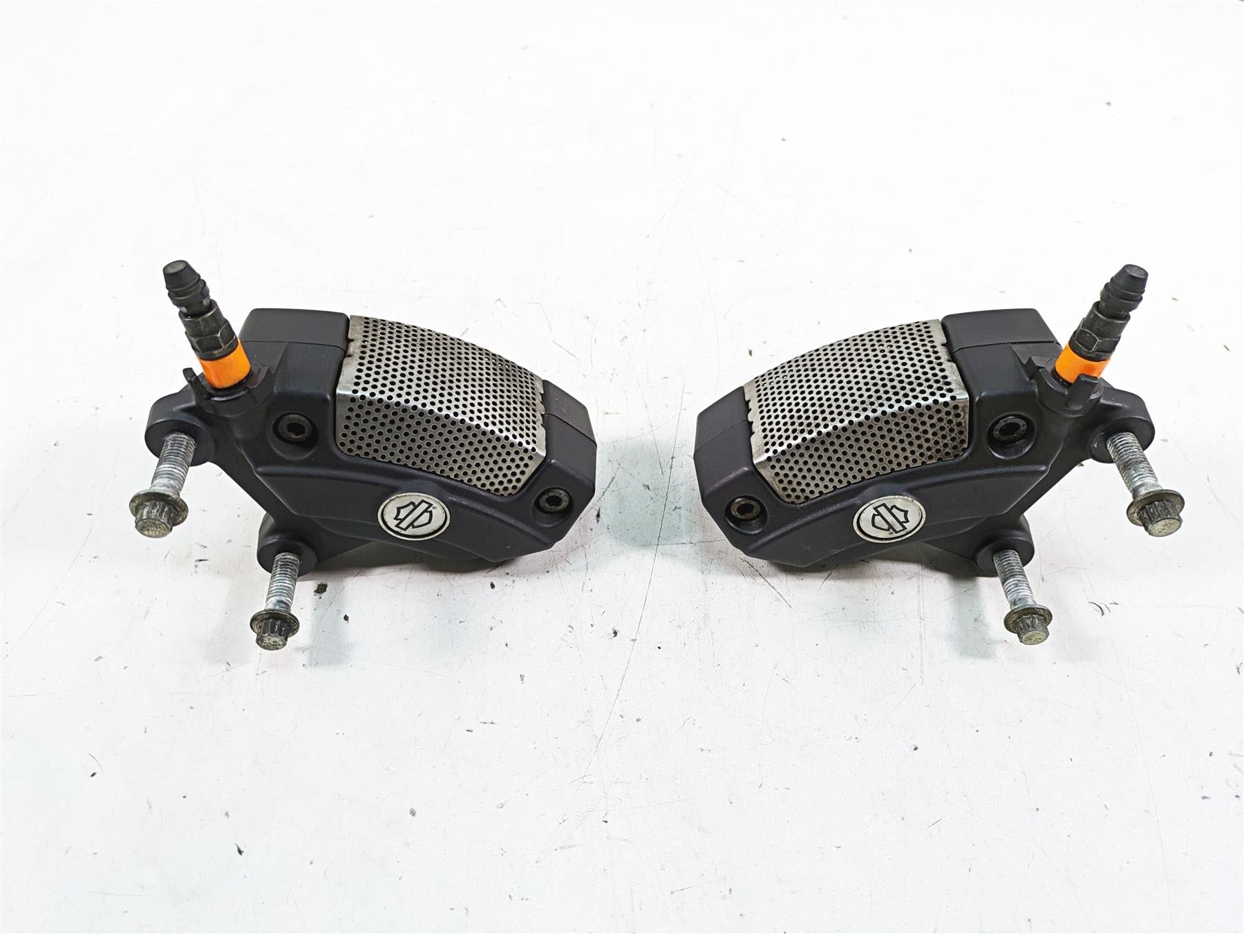 2008 Harley FLHTCU Electra Glide Front Brake Caliper Set 43027-08 44023-08 | Mototech271