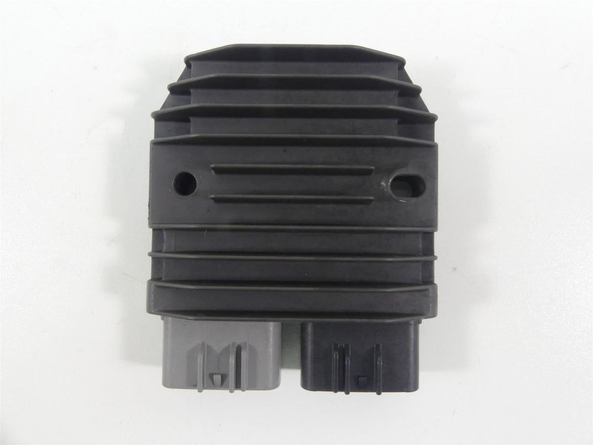 2013 Triumph Rocket 3 Touring Rectifier Voltage Regulator T1300470 FH009AA {{ shop.shopifyCountryName }} - Mototech271