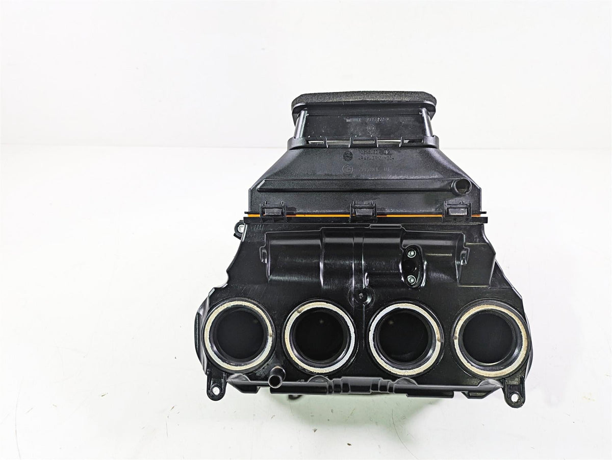 2016 BMW S1000RR K46 Airbox Intake & Injector Set 13718561315 {{ shop.shopifyCountryName }} - Mototech271