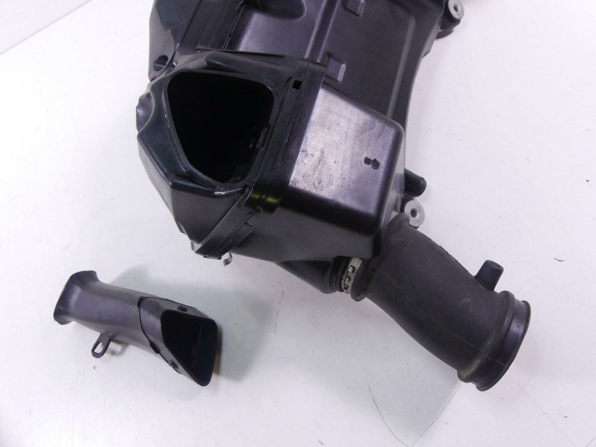 2016 BMW R1200RS K54 Air Box Cleaner Breather & Intake Tubes Rams 13718523907 {{ shop.shopifyCountryName }} - Mototech271