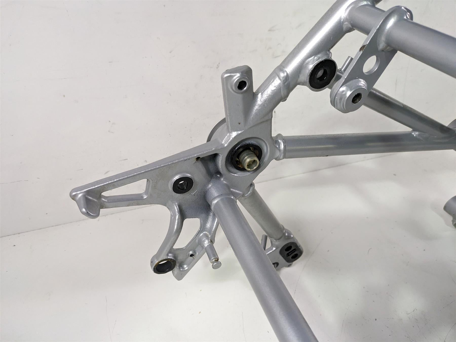 2022 BMW R1250 RT K052 Straight Main Frame Chassis With Oklahoma Clear Title 46519444975 46518387840 {{ shop.shopifyCountryName }} - Mototech271