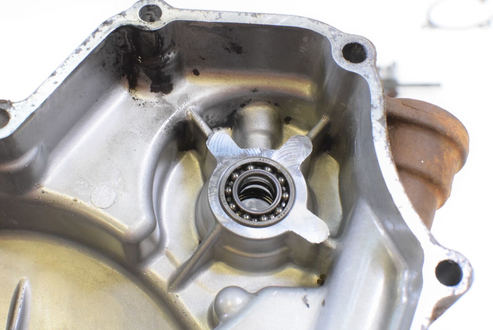 2011 Kawasaki KVF750 DBF Bruteforce 4X4I Stator Generator Engine Cover 14031-011 {{ shop.shopifyCountryName }} - Mototech271