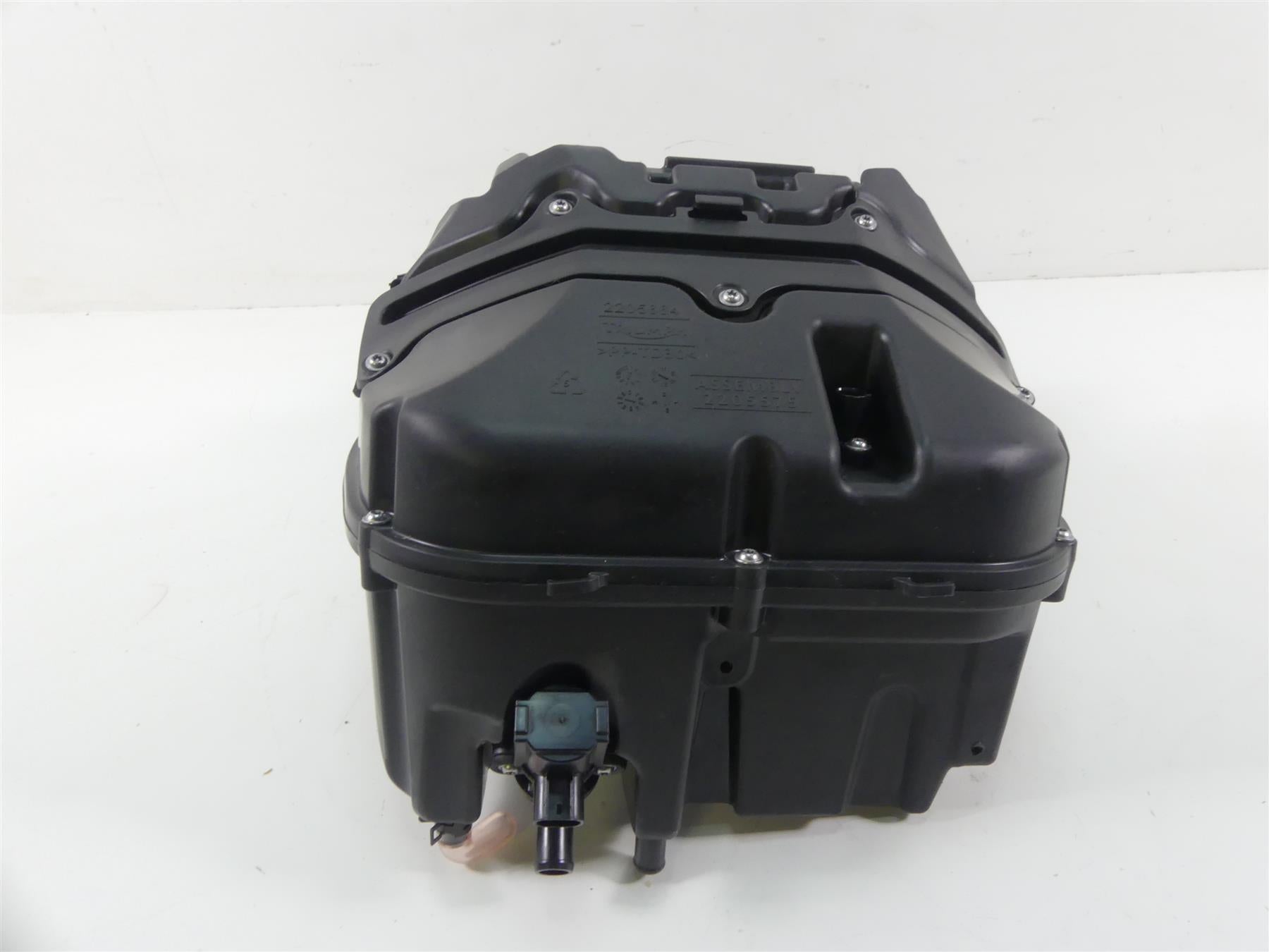 2020 Triumph Speed Triple RS 1050 Air Box Cleaner Breather Filter Set T2205575 {{ shop.shopifyCountryName }} - Mototech271