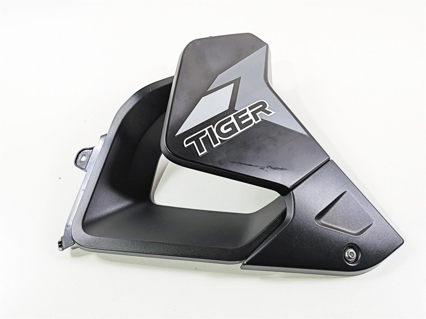 2022 Triumph Tiger 900 GT Pro Right Main Tank Fairing Cover Set T2311820 {{ shop.shopifyCountryName }} - Mototech271
