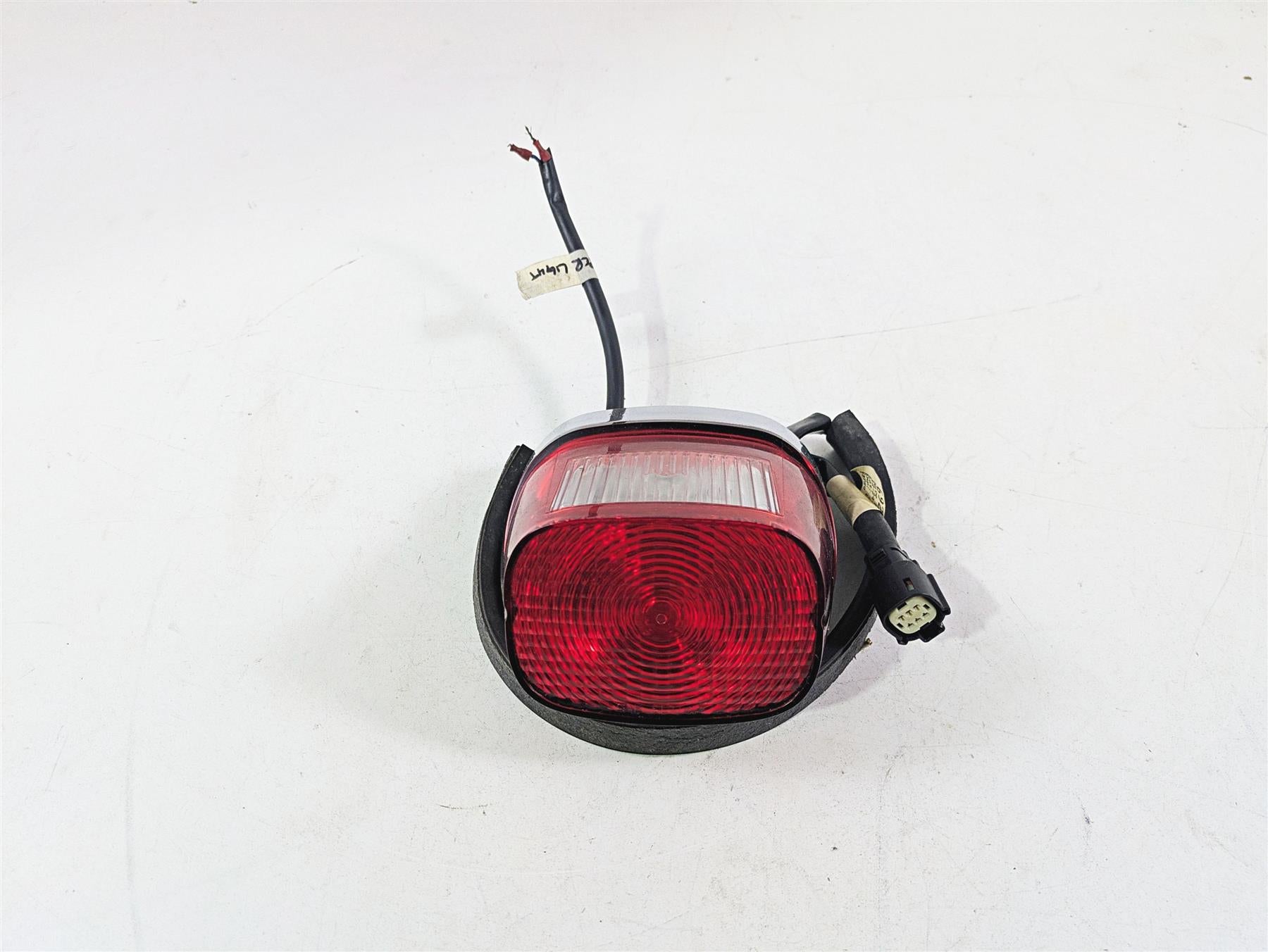 2015 Harley Touring FLHTKL Electra Glide Tail Light Taillight Lamp Read 68140-04