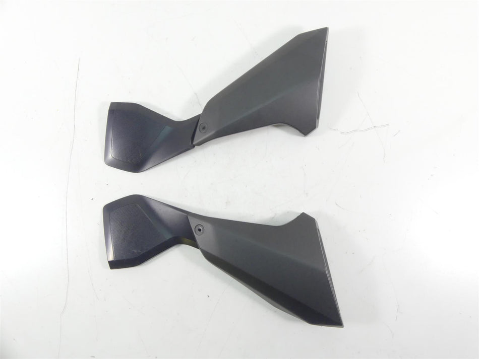 2015 Yamaha MT09 FZ09 Fuel Gas Tank Side Fairing Set 1RC-24108-00-00 {{ shop.shopifyCountryName }} - Mototech271