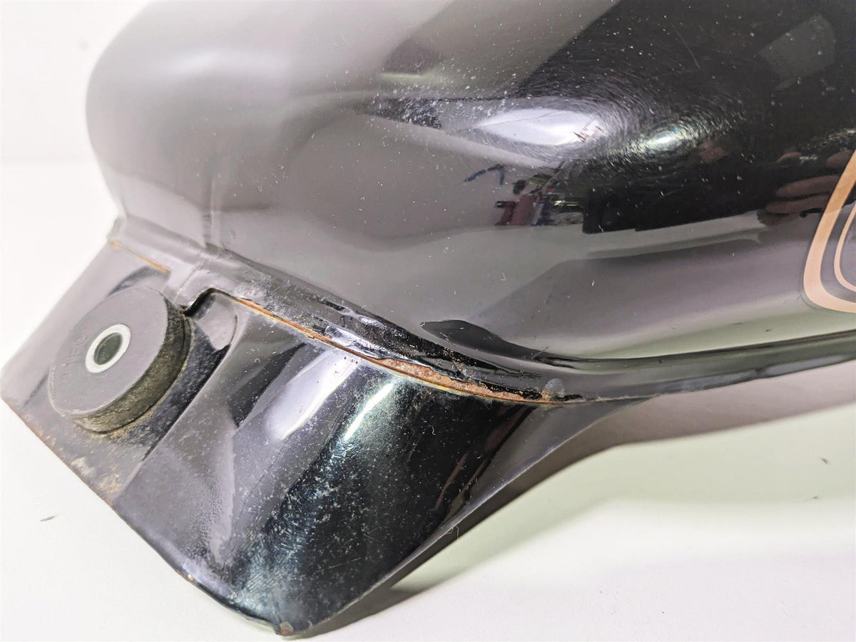 2004 Suzuki VL800 Intruder Volusia Fuel Gas Tank 44110-41F00-13L {{ shop.shopifyCountryName }} - Mototech271