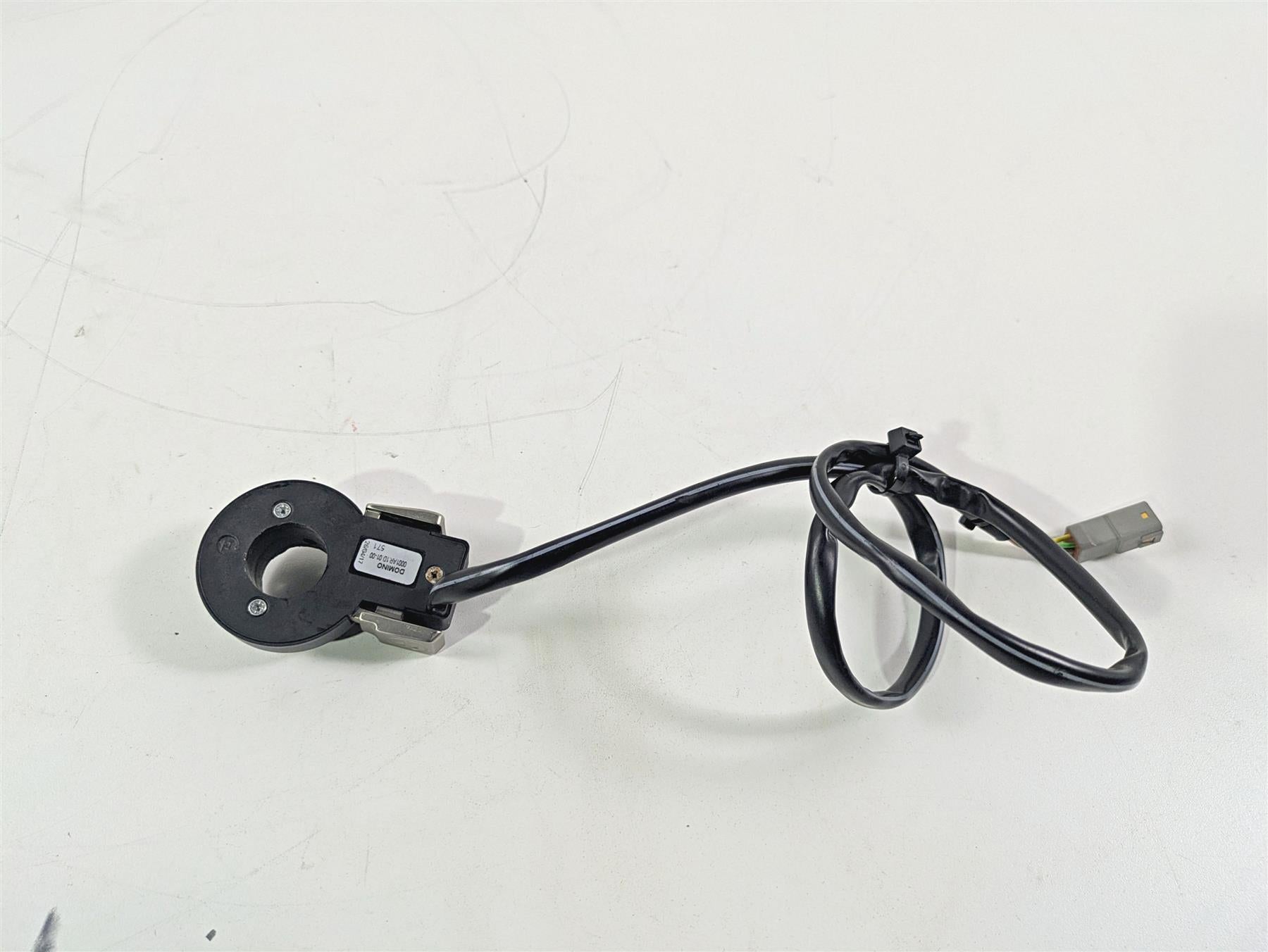 2017 Aprilia RSV 1100 Tuono V4 Factory Traction Control Switch -Read 852398 {{ shop.shopifyCountryName }} - Mototech271