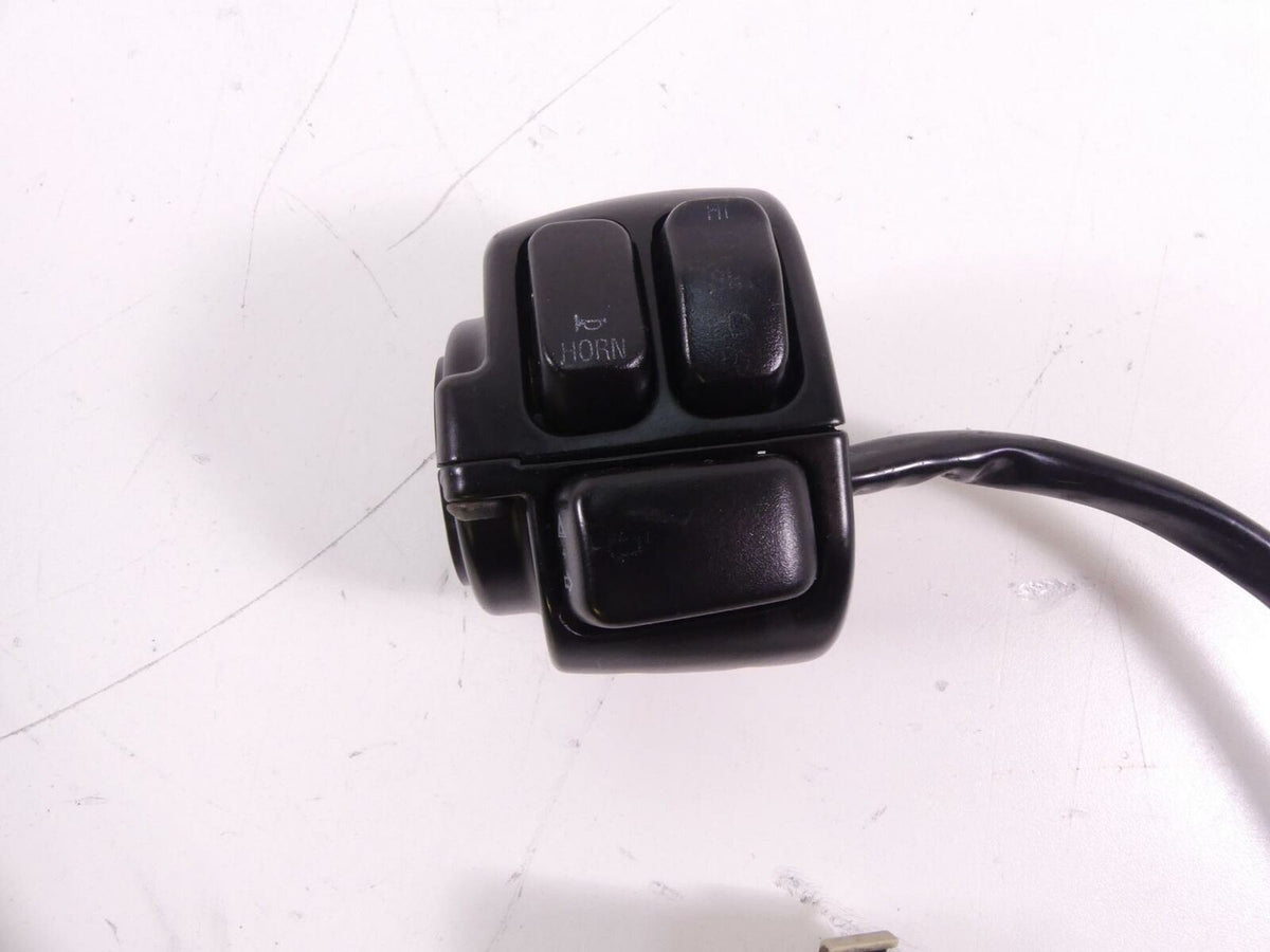 2009 Harley FXDC Dyna Super Glide Left Control Horn Turn Signal Switch 71682-06A {{ shop.shopifyCountryName }} - Mototech271