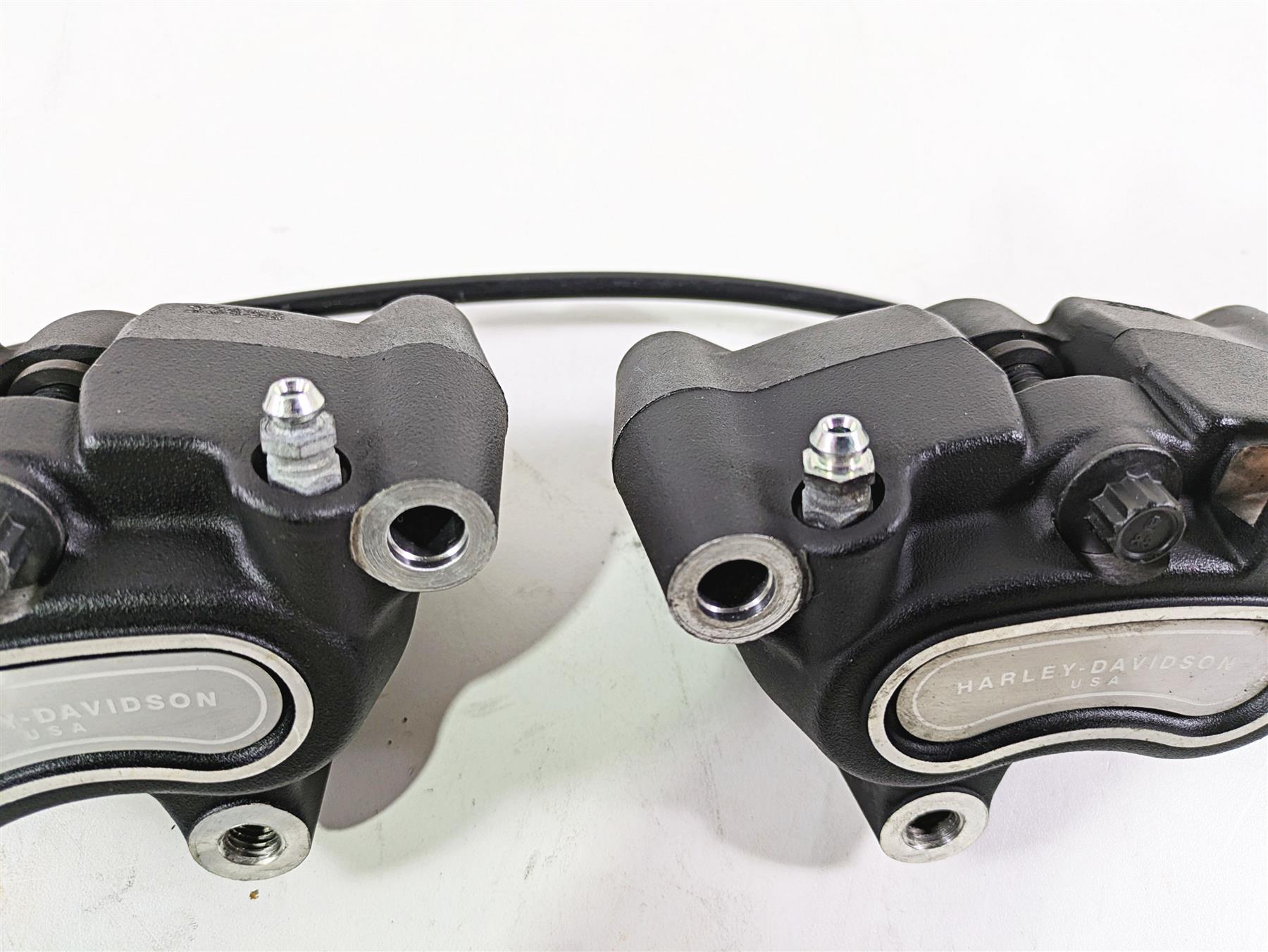 2016 Harley FXDL Dyna Low Rider Front Brake Caliper Set 41300001 41300002 {{ shop.shopifyCountryName }} - Mototech271