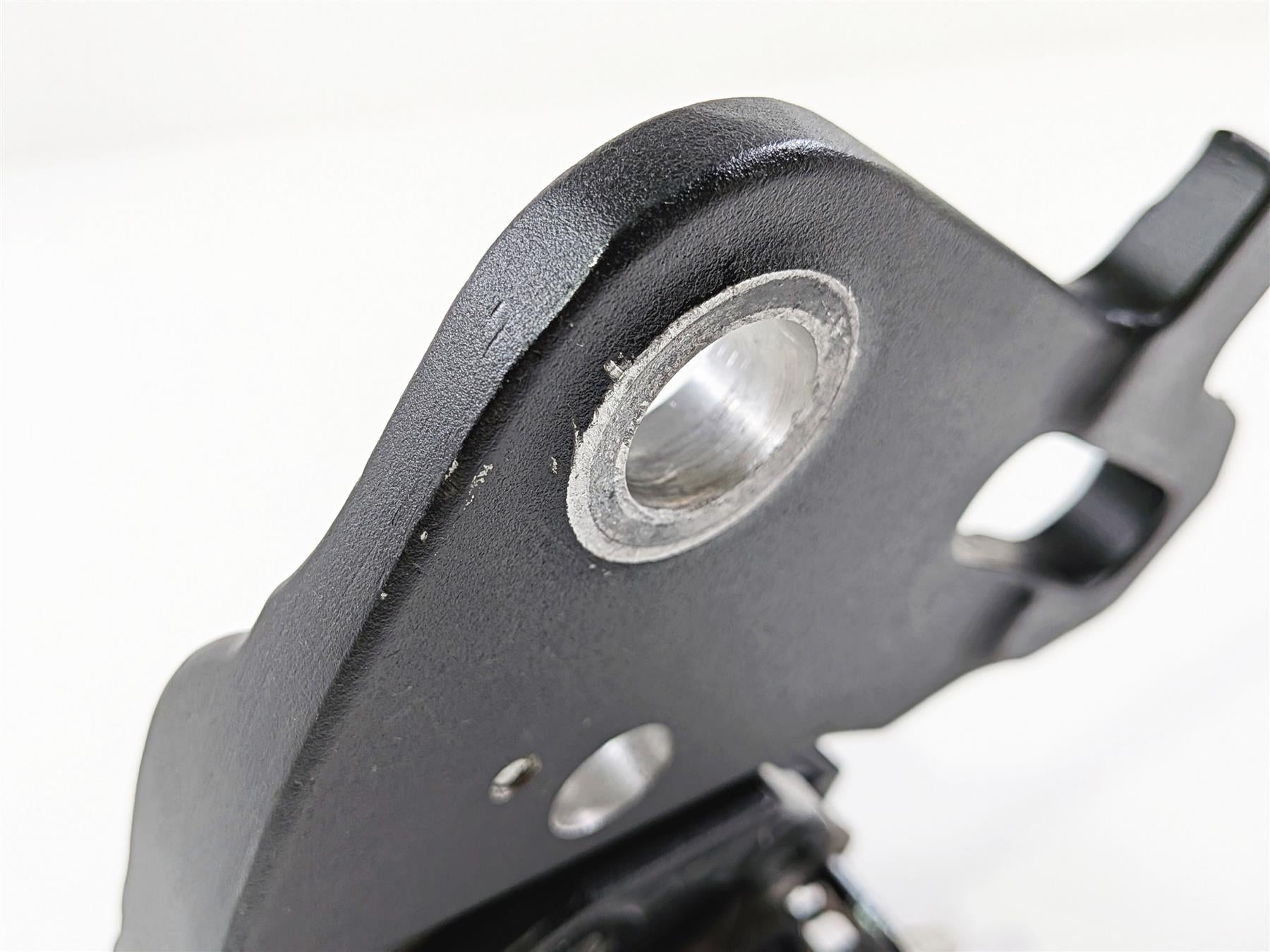 2015 Indian Chieftain Rear Nissin Brake Caliper + Bracket 1912006-Mototech271