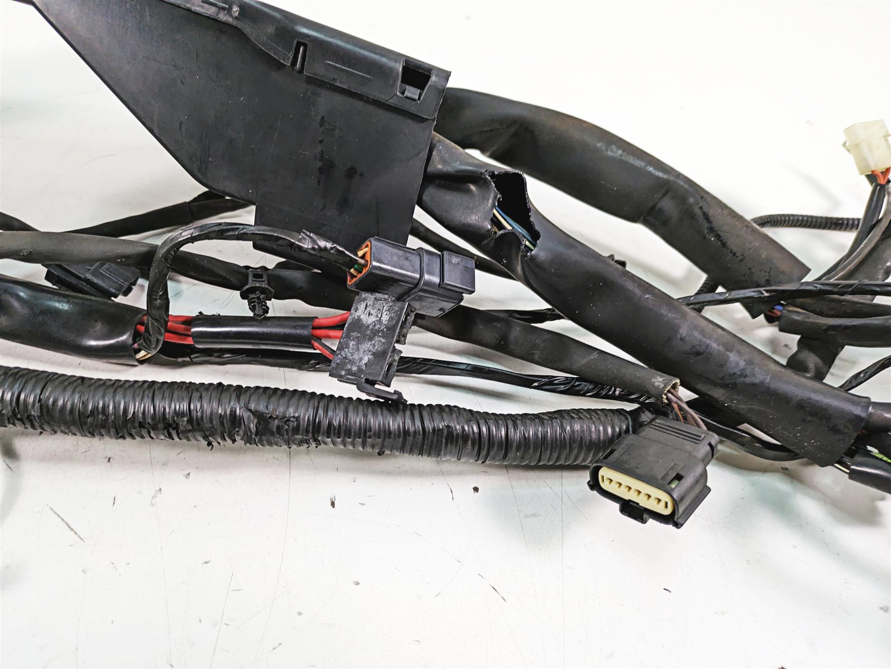 2011 Harley Touring FLHR Road King Wiring Harness Loom Non-Abs 70245-10A {{ shop.shopifyCountryName }} - Mototech271