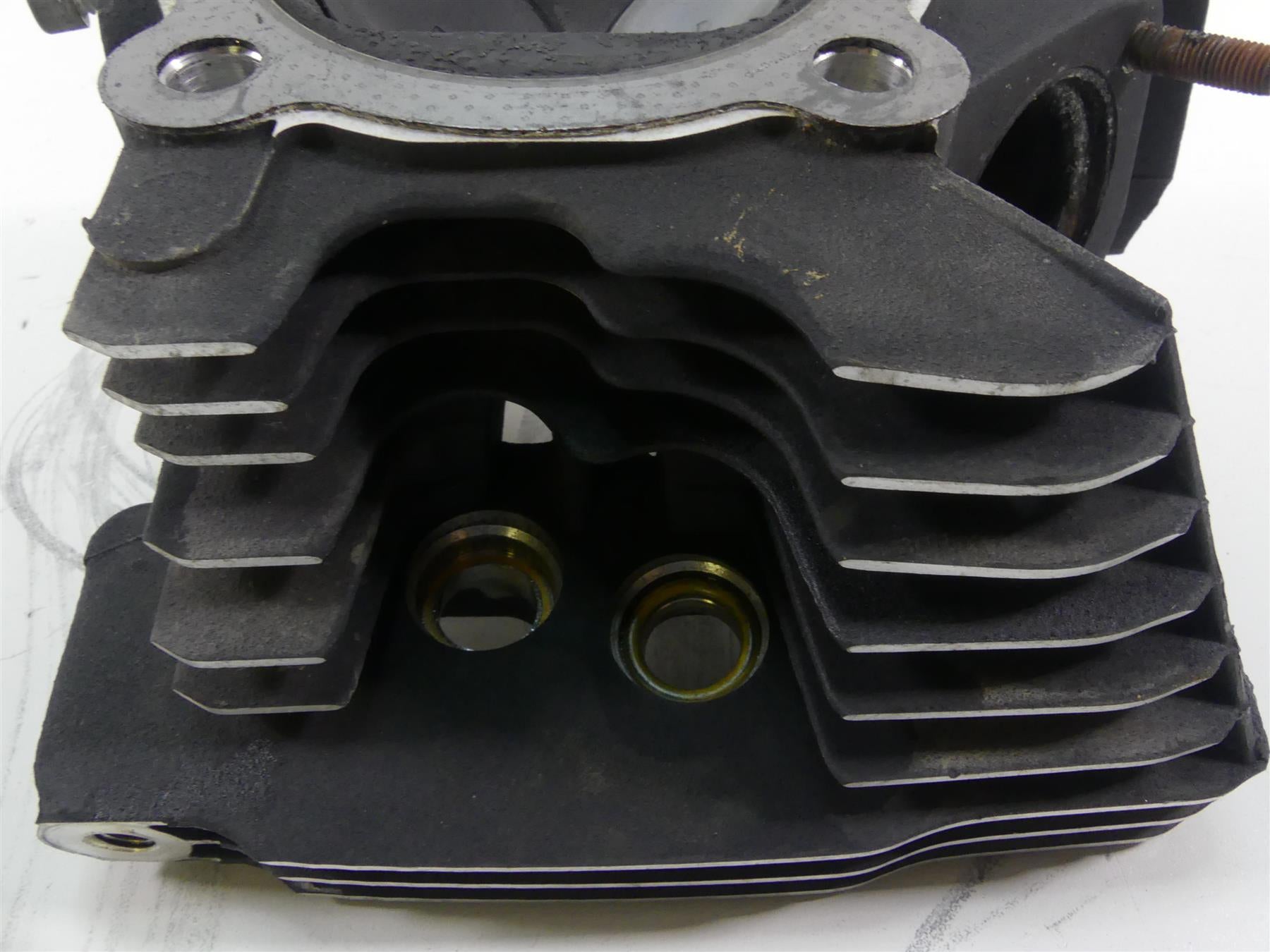 2009 Harley FXDL Dyna Low Rider Rear 96ci Cylinderhead Cylinder Head 17193-06A {{ shop.shopifyCountryName }} - Mototech271