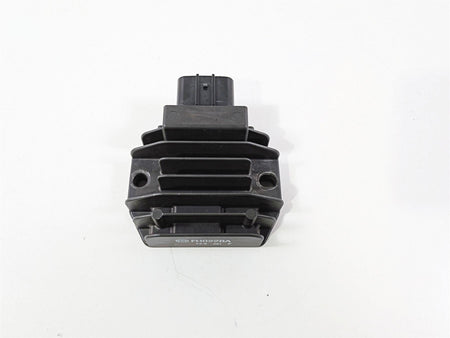 2024 Yamaha YZF R1 RN65 Rectifier Voltage Regulator FH022BA 2CR-81960-00-00 {{ shop.shopifyCountryName }} - Mototech271