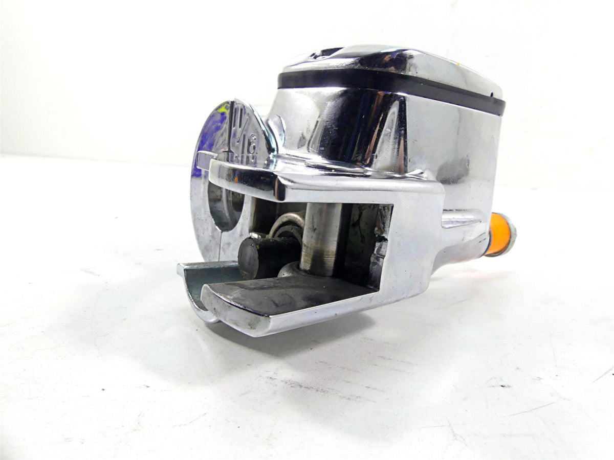 2005 Harley VRSCSE CVO V-Rod Front 11/16" Chrome Brake Master Cylinder 45298-99B {{ shop.shopifyCountryName }} - Mototech271