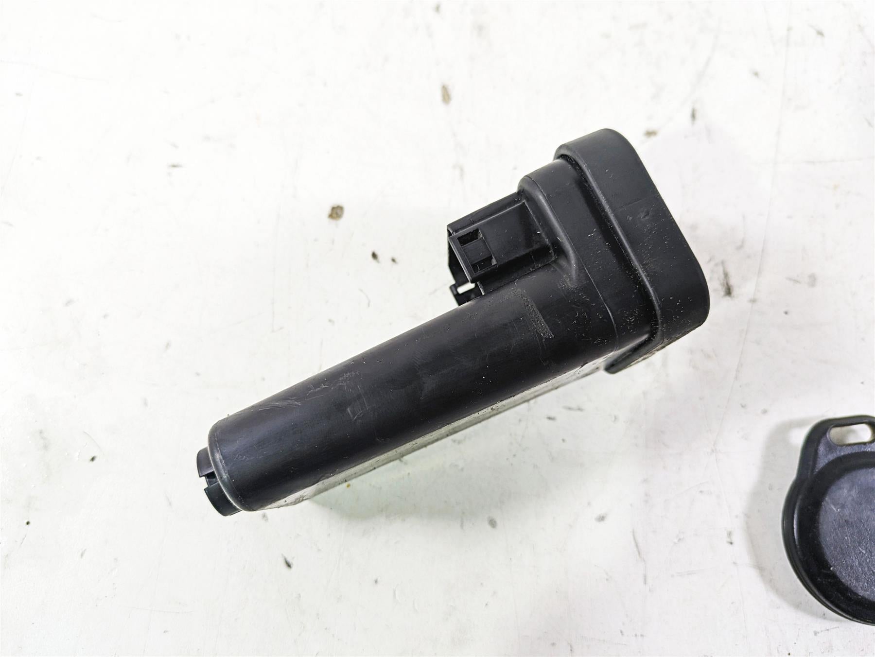 2005 Harley Softail FLSTFSE CVO Fat Boy Tssm Security Module & Fob Set 68923-00C {{ shop.shopifyCountryName }} - Mototech271
