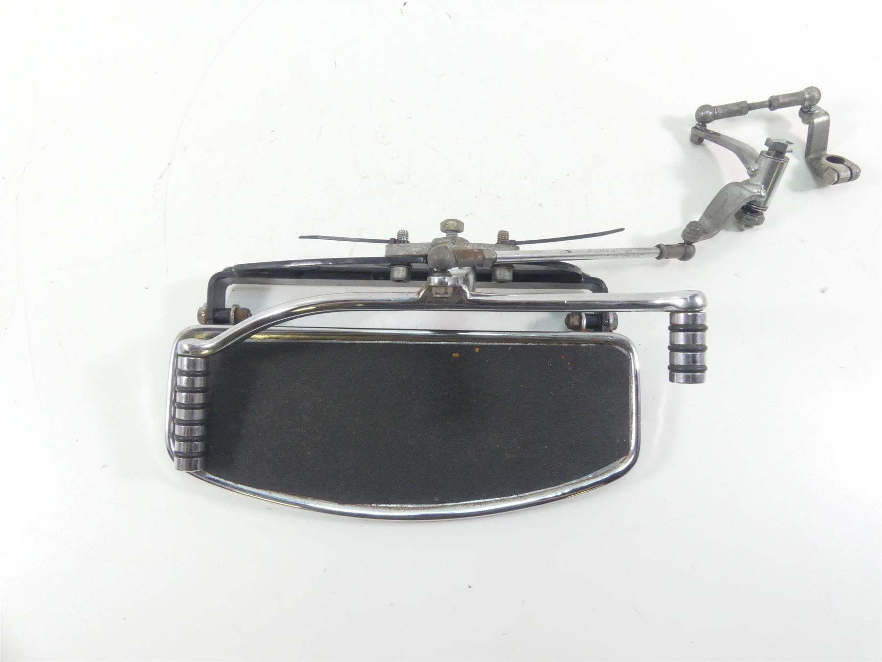 2001 Moto Guzzi California Sp 1100 Left Floor Board Cradle & Shifter GU03422130 {{ shop.shopifyCountryName }} - Mototech271