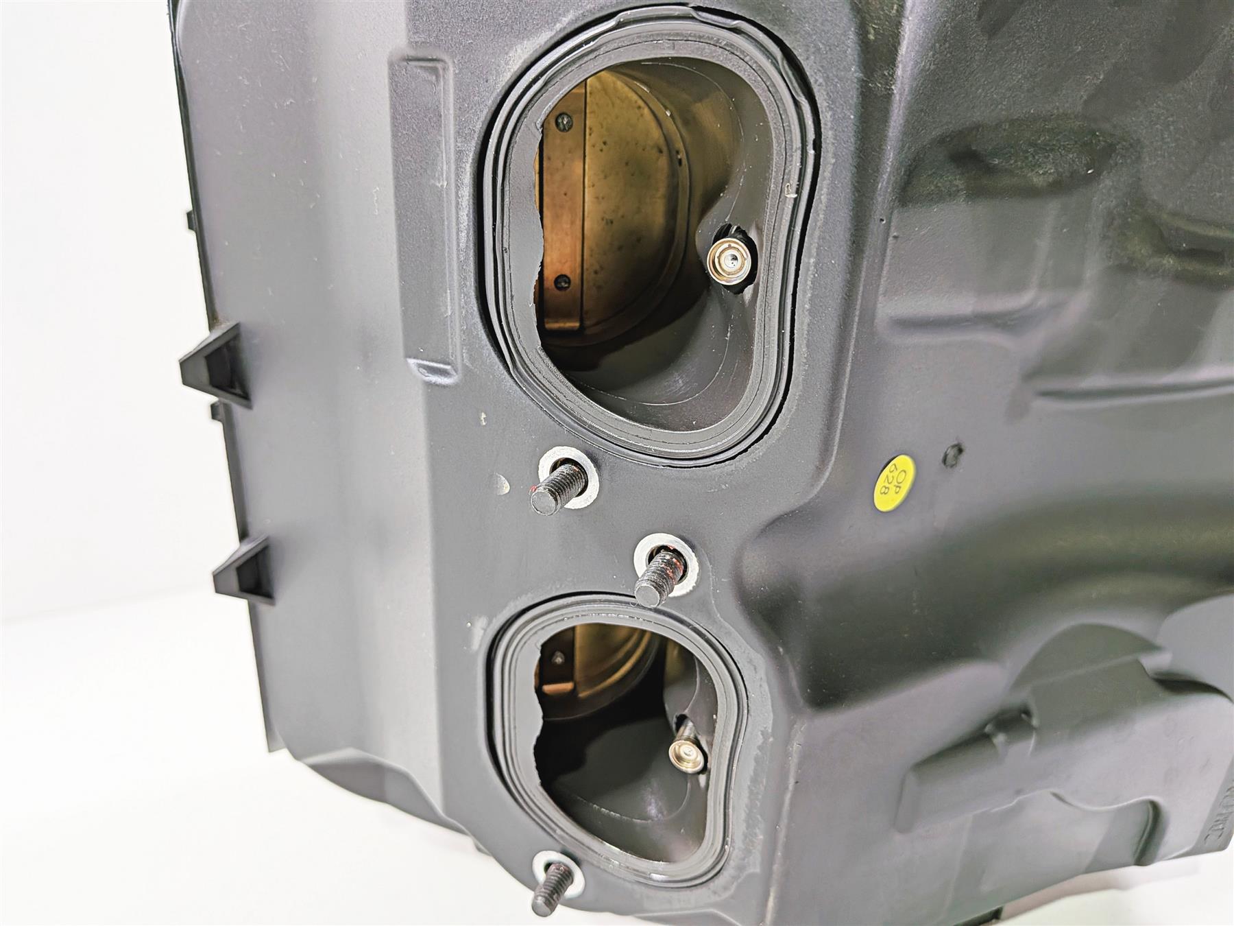 2019 Ducati Panigale V4S V4 S Corse Throttle Body Air Box Injector Set 28221213B {{ shop.shopifyCountryName }} - Mototech271