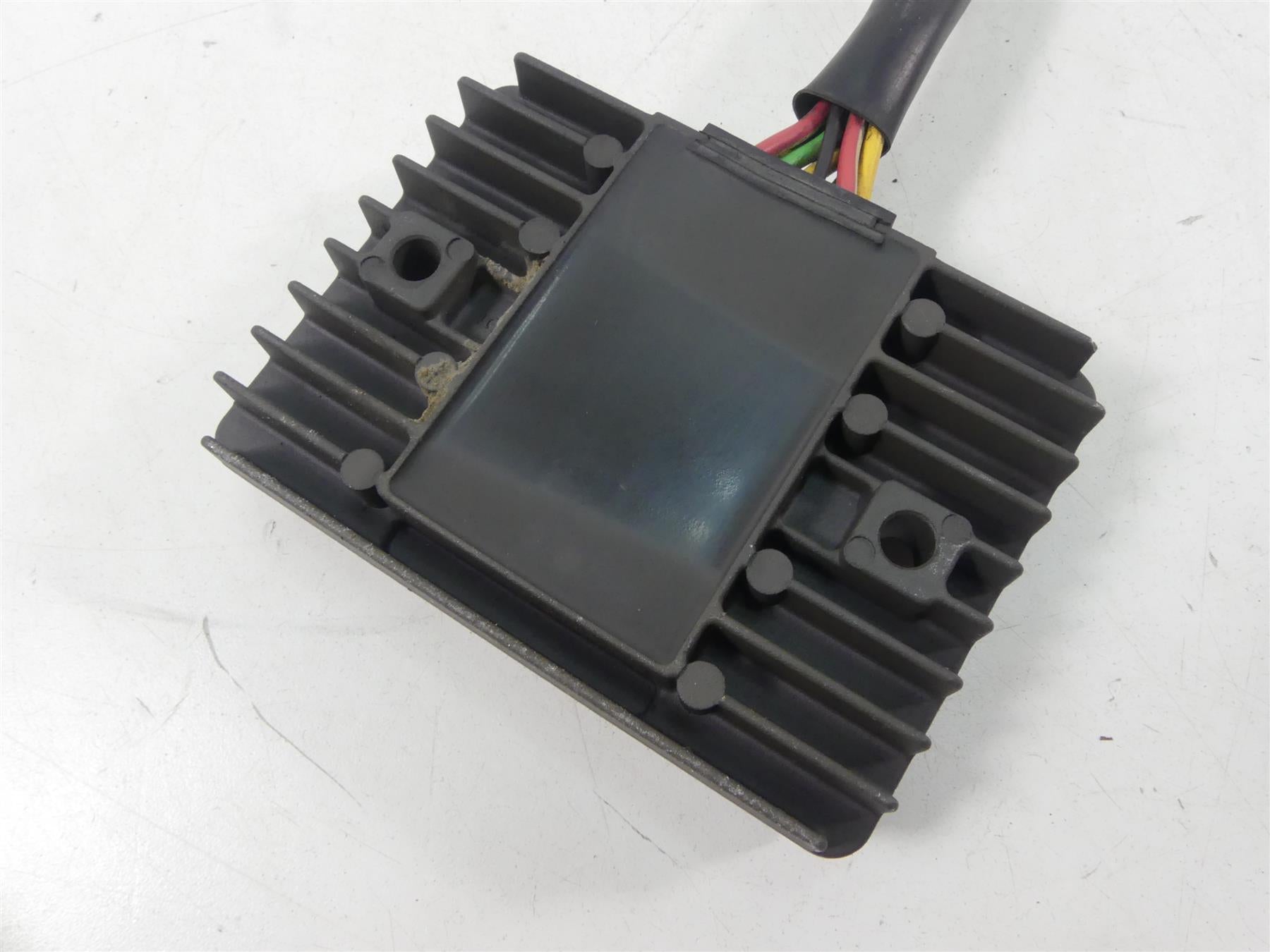 2008 Honda V-Twin VTX1800 N3 Rectifier Voltage Regulator 31600-MCH-000 SH579C-12 {{ shop.shopifyCountryName }} - Mototech271