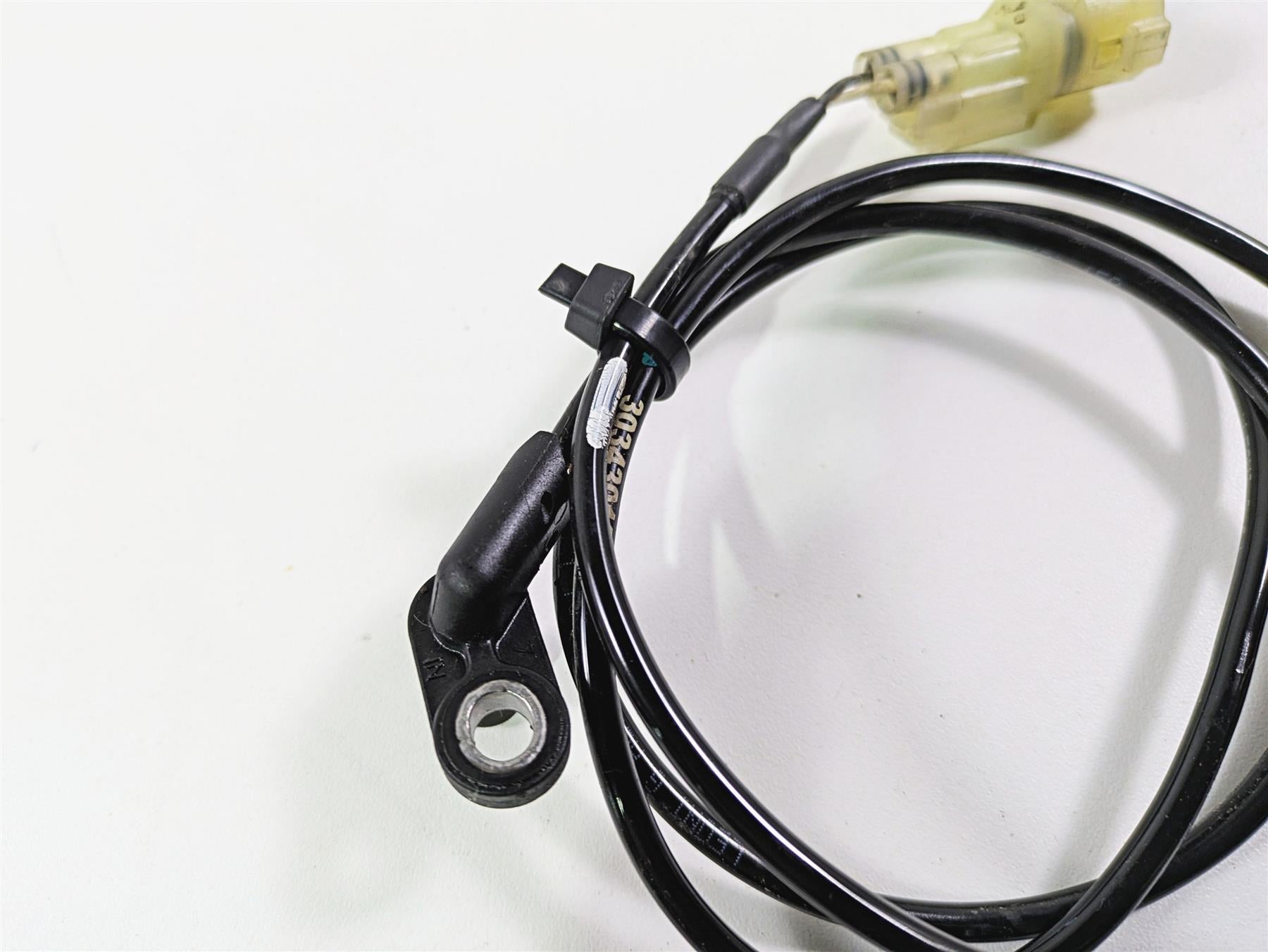 2024 Triumph Tiger 900 GT Rear Abs Brake Wheel Speed Sensor T2029935 {{ shop.shopifyCountryName }} - Mototech271