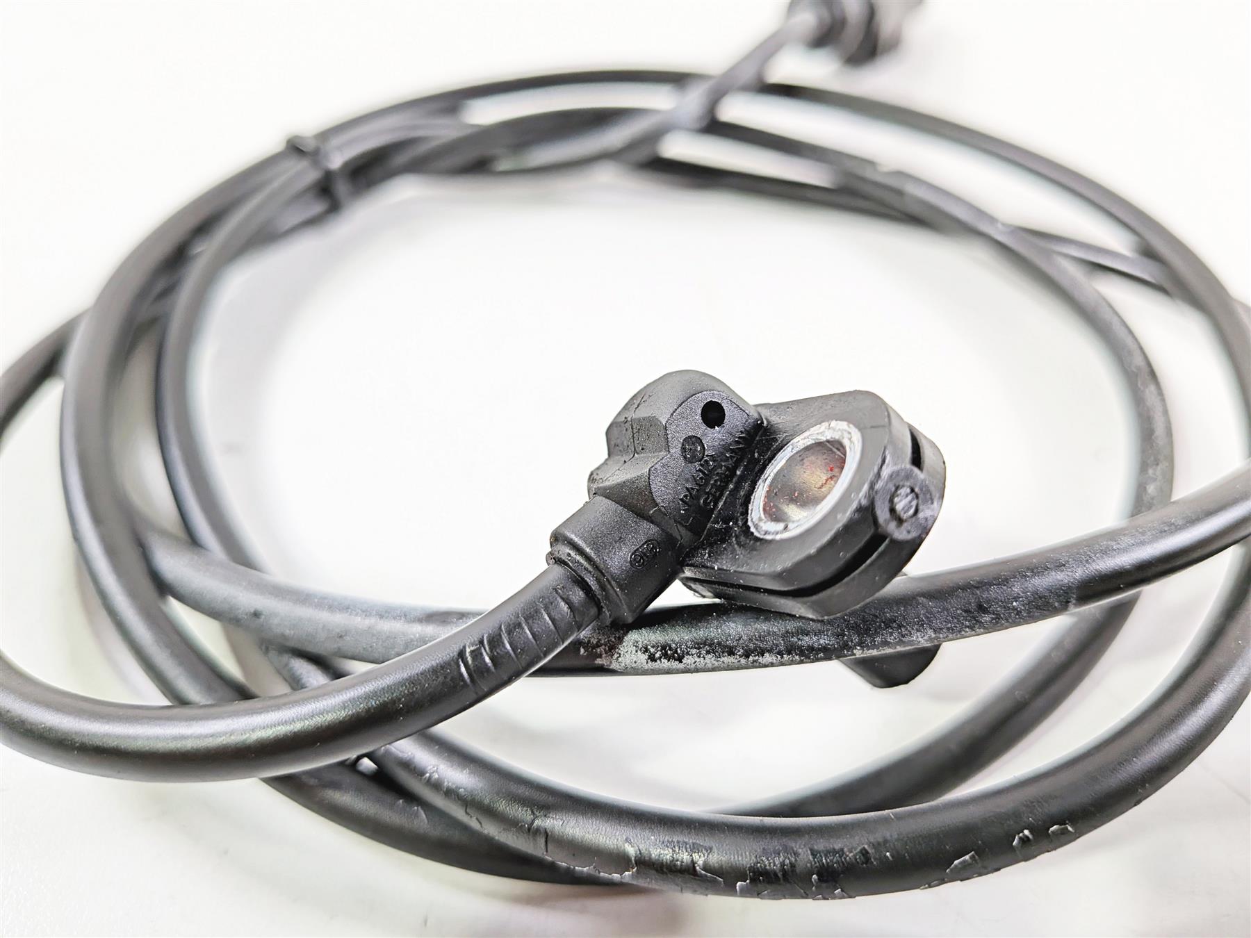 2015 Ducati Diavel Dark Bosch Rear Abs Brake Wheel Speed Sensor 55212111B-Mototech271