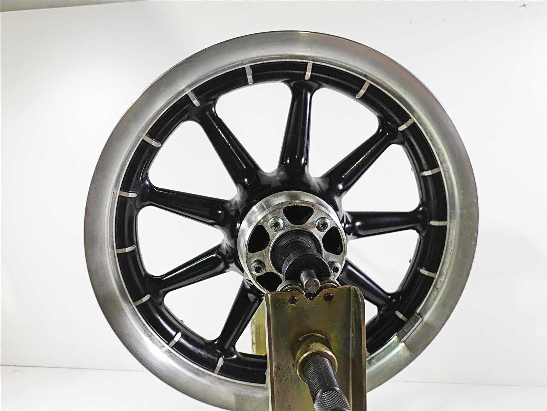 2008 Harley Touring FLHTCU E-Glide 105TH Front Wheel Rim 9 Spoke 16x3 41085-08 {{ shop.shopifyCountryName }} - Mototech271