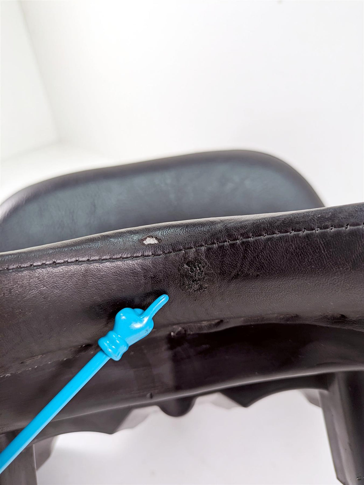 2011 Victory Cross Country Unheated Seat Saddle Rider Passenger Duo 5438107 {{ shop.shopifyCountryName }} - Mototech271