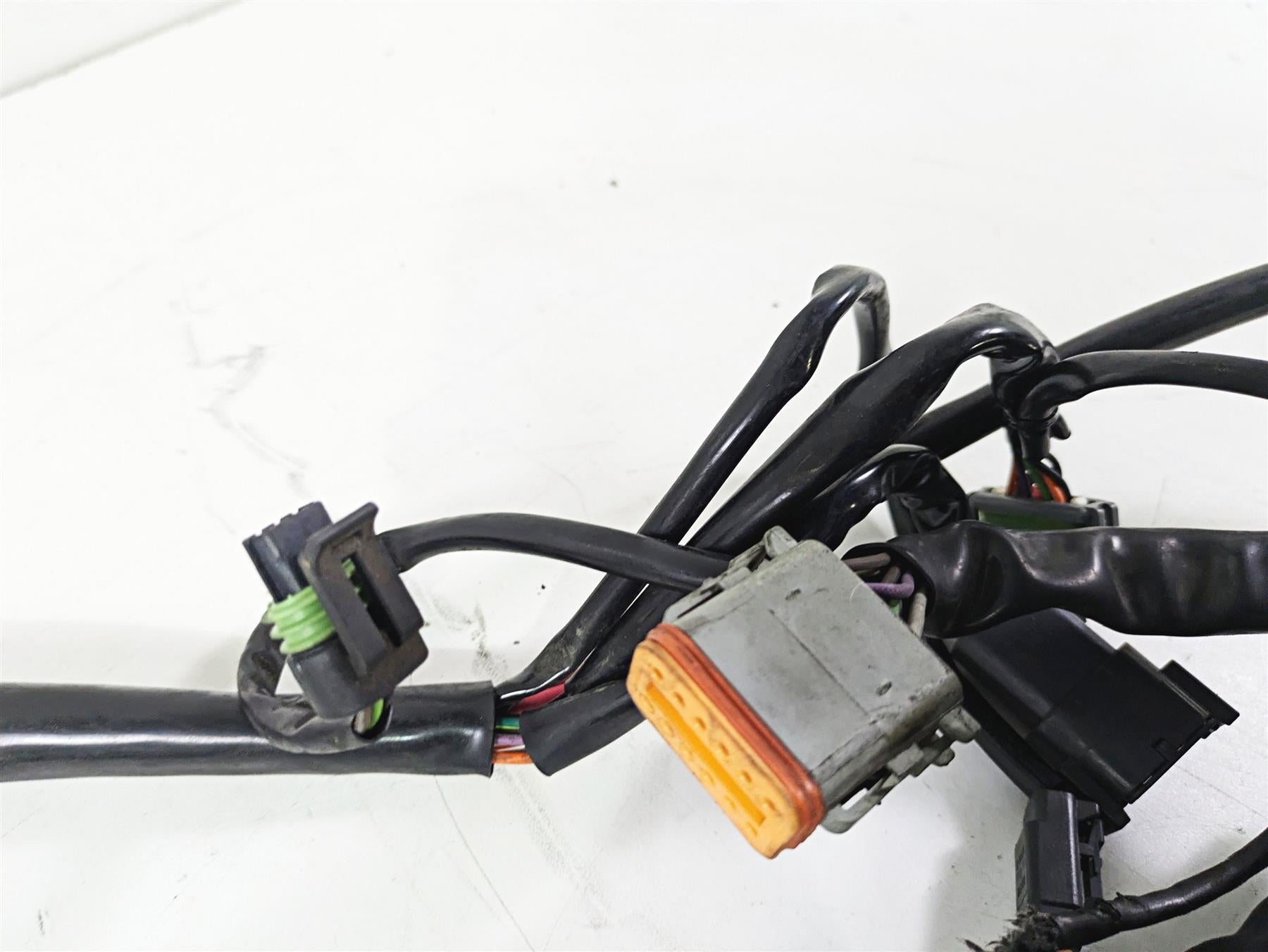 2004 Harley Softail FLSTF Fat Boy Main Wiring Harness Carb - No Cuts 70216-04A {{ shop.shopifyCountryName }} - Mototech271