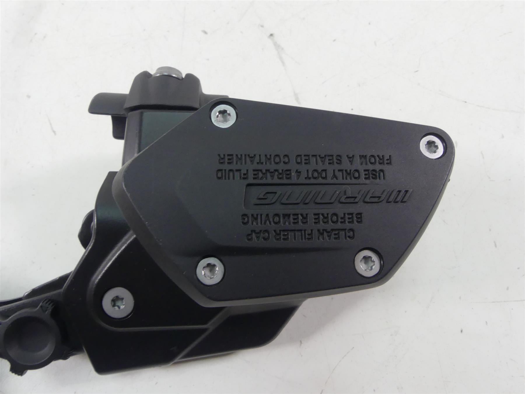 2016 BMW R1200RS K54 Front Brake Master Cylinder 32728559604 {{ shop.shopifyCountryName }} - Mototech271
