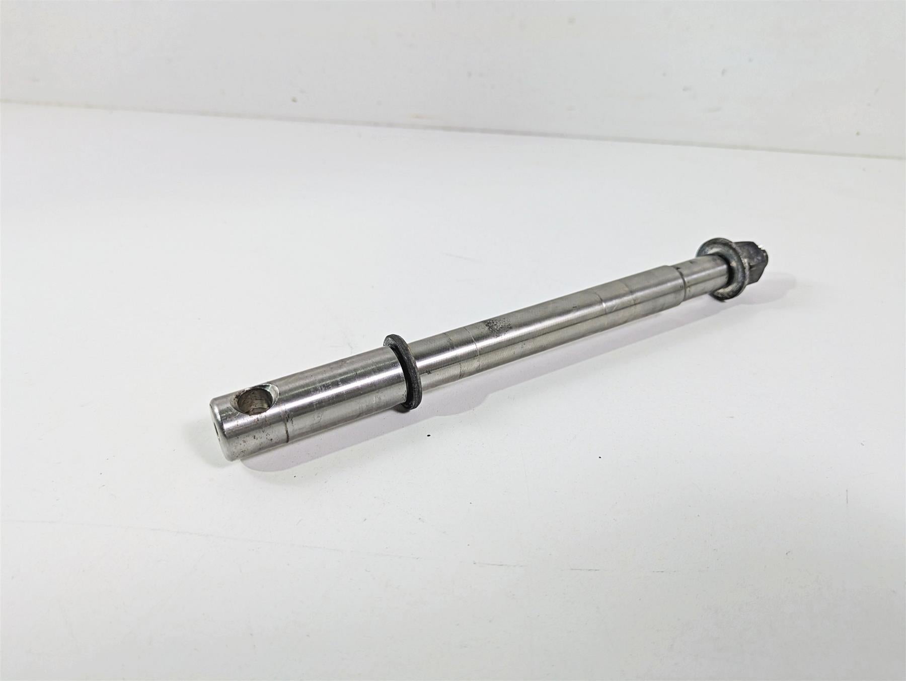 2007 Harley Sportster XL1200 C Front Axle Wheel Spindle 3/4" 43895-00 {{ shop.shopifyCountryName }} - Mototech271