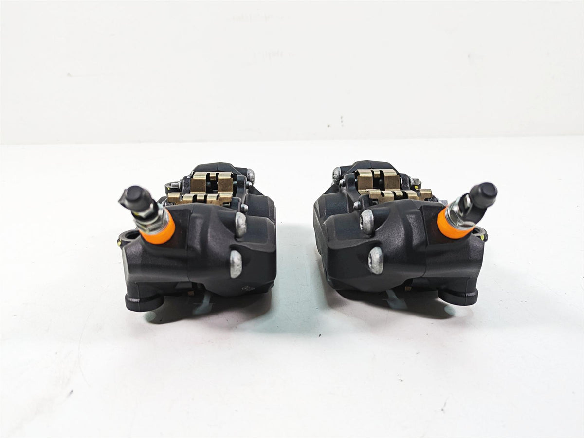 2020 Moto Guzzi V85 TT Adventure Nice Brembo Front Brake Caliper Set 2B005332 {{ shop.shopifyCountryName }} - Mototech271