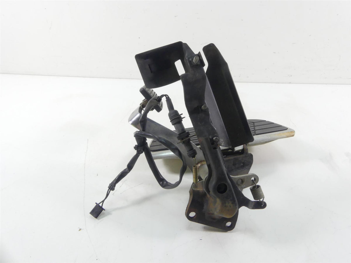 2003 Honda VTX1300 S Right Front Floor Board & Brake Pedal 50615-MEA-670 {{ shop.shopifyCountryName }} - Mototech271