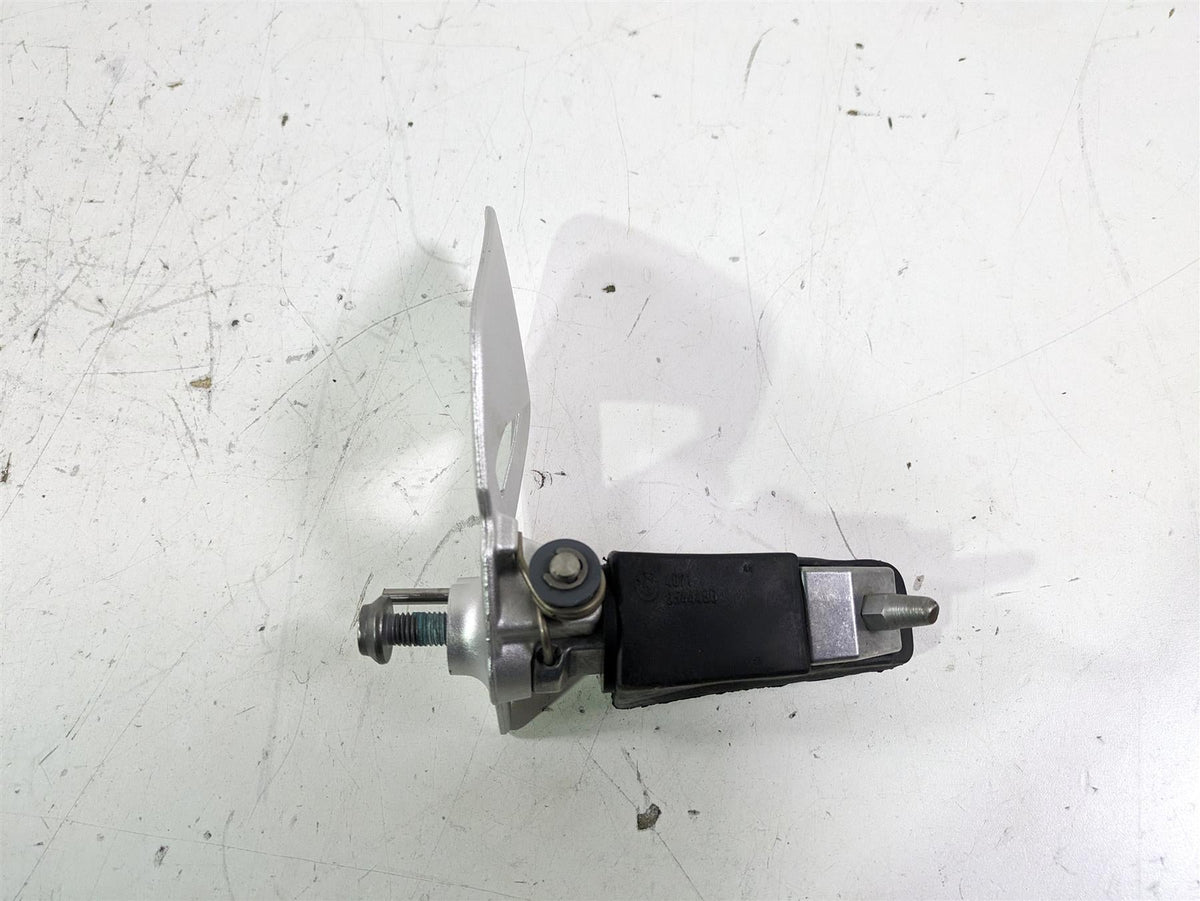 2022 BMW R1250 RT K052 Right Front Footpeg & Brake Pedal Set 35218534746 {{ shop.shopifyCountryName }} - Mototech271
