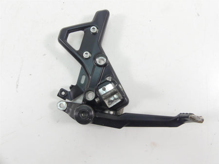 2022 Indian FTR1200 S Right Foot Peg Mount & Brake Pedal Set 5143344 3515138 {{ shop.shopifyCountryName }} - Mototech271