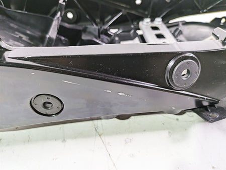 2016 Suzuki GSXR1000 Straight Subframe Inner Fender Set 41211-47H00 41221-47H00 {{ shop.shopifyCountryName }} - Mototech271