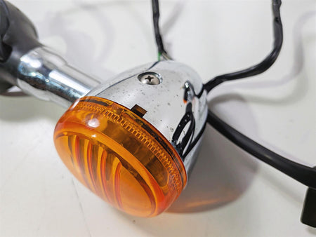 2005 Suzuki VZ800 M50 Boulevard Front Blinker Turn Signal Set - Read 35601-48E60 {{ shop.shopifyCountryName }} - Mototech271