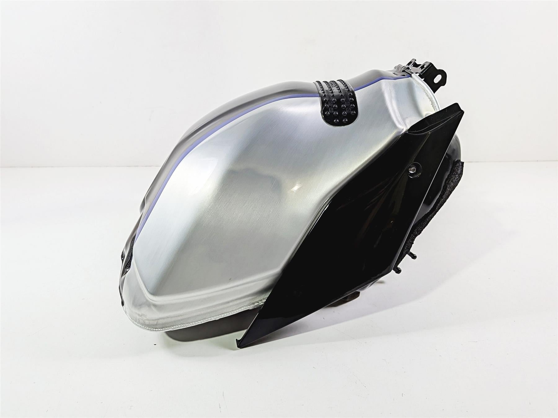 2022 Yamaha YZF R1 R1M RN65 Aluminum Fuel Gas Petrol Tank B4S-Y2410-10-02-Mototech271