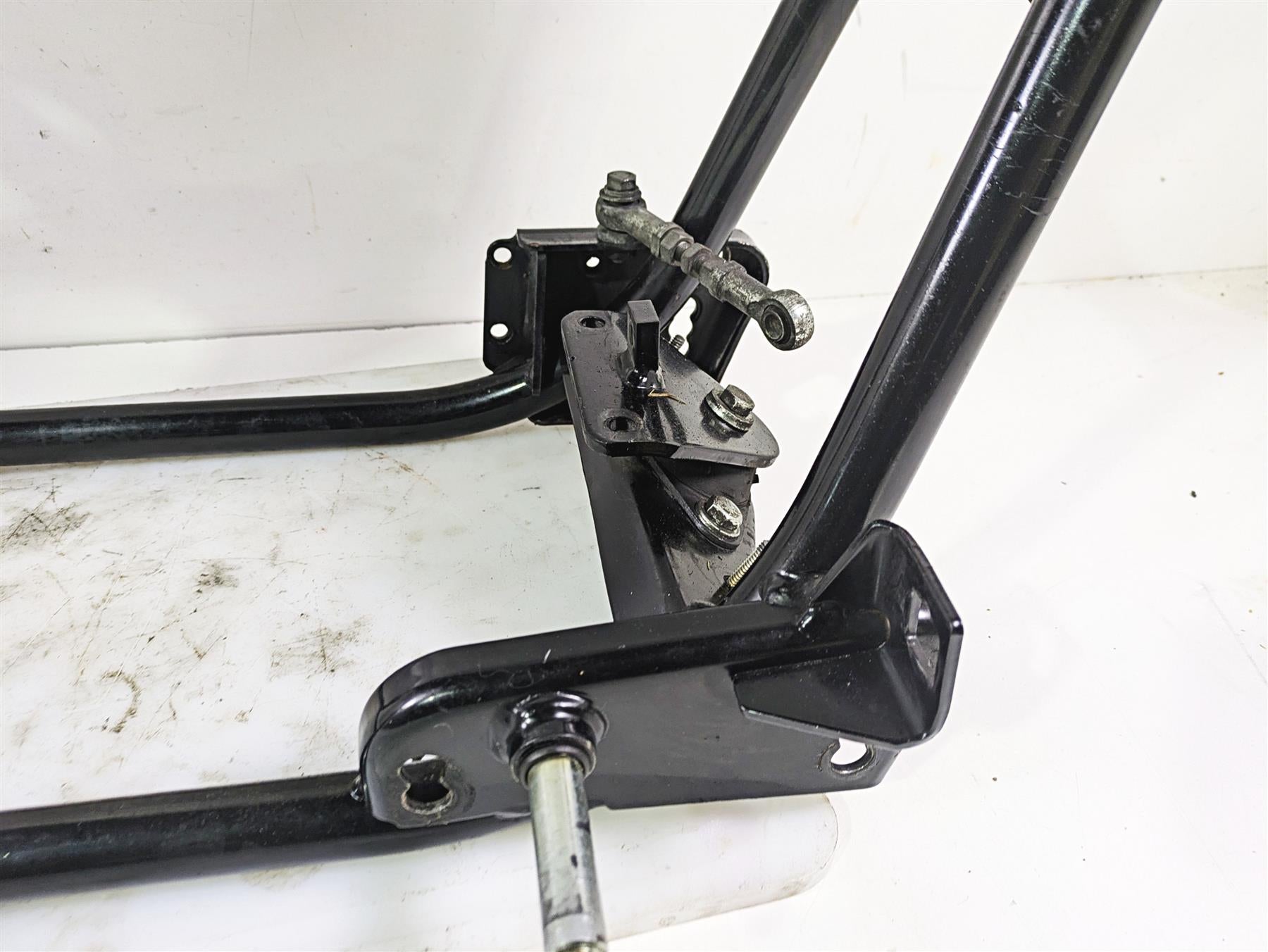 2003 Harley Touring FLHTCUI E-Glide 100th Straight Main Frame Chassis With Salvage Louisiana Title 47900-02A {{ shop.shopifyCountryName }} - Mototech271