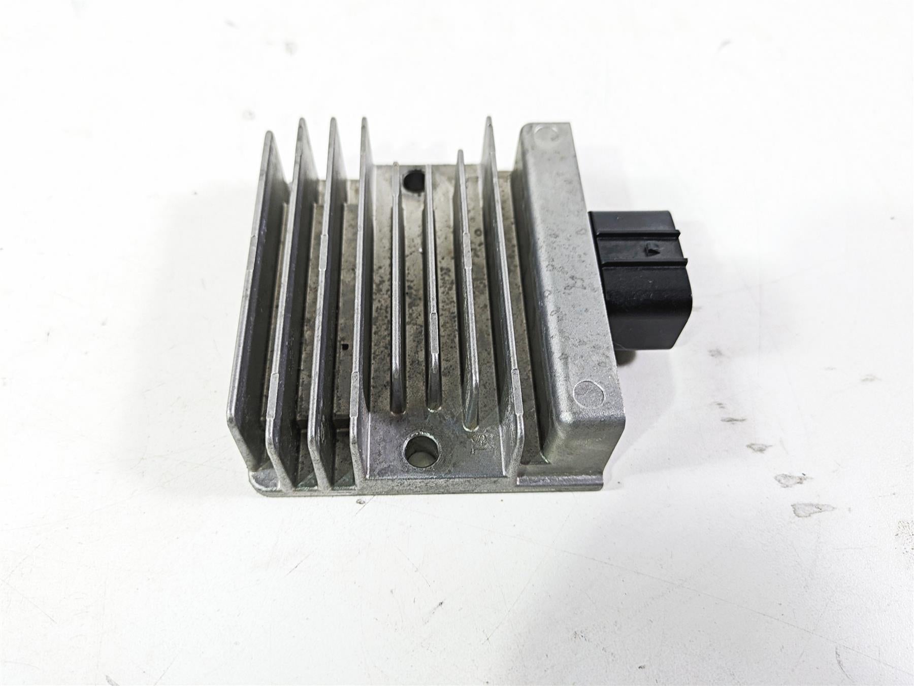 2023 Kawasaki KLR KL 650 Adventure Rectifier Voltage Regulator 21066-0761 {{ shop.shopifyCountryName }} - Mototech271